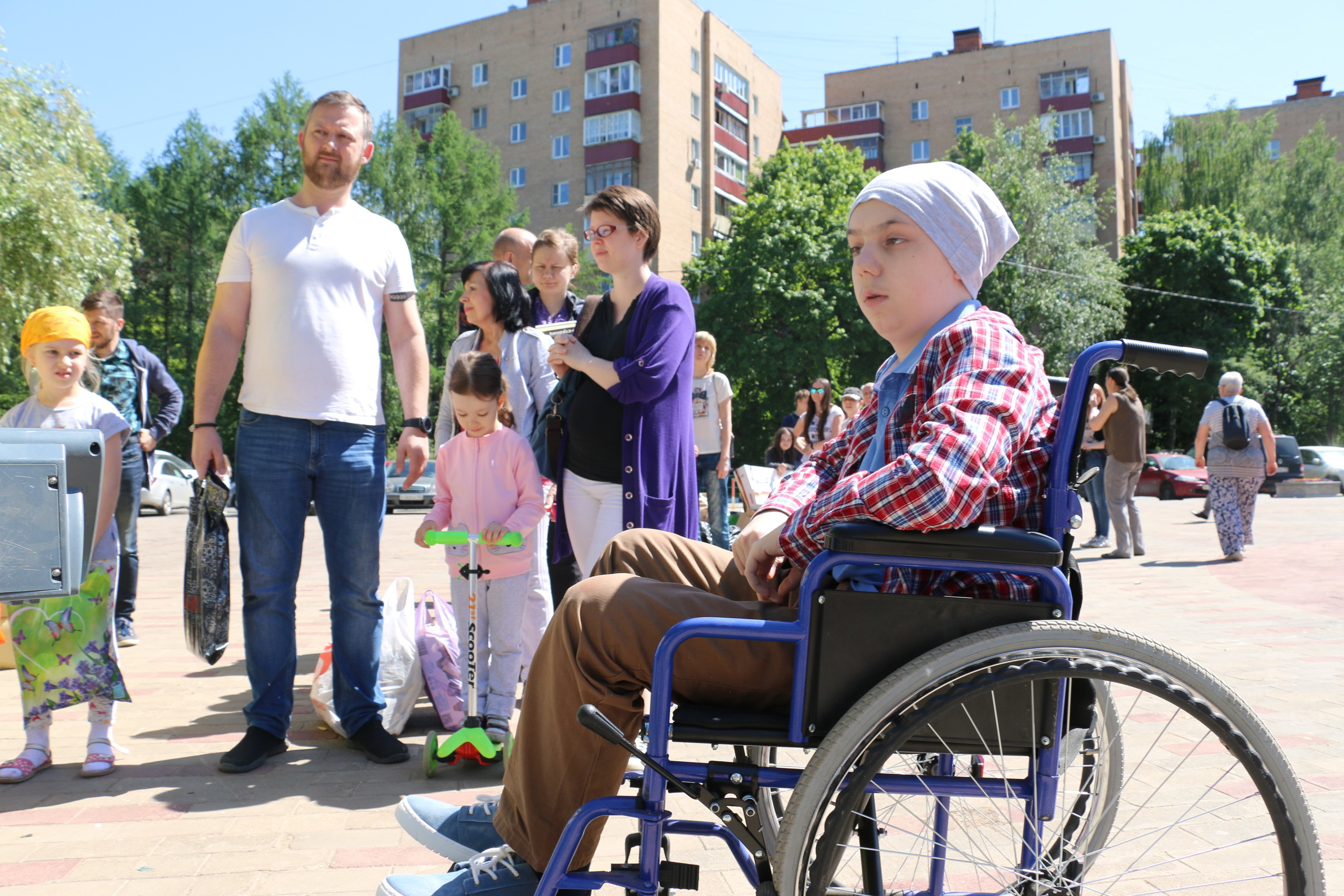 Благотворительная акция, сбор макулатуры, благотворительность, сбор ср. Мария Ткаченко. Документальная фотография