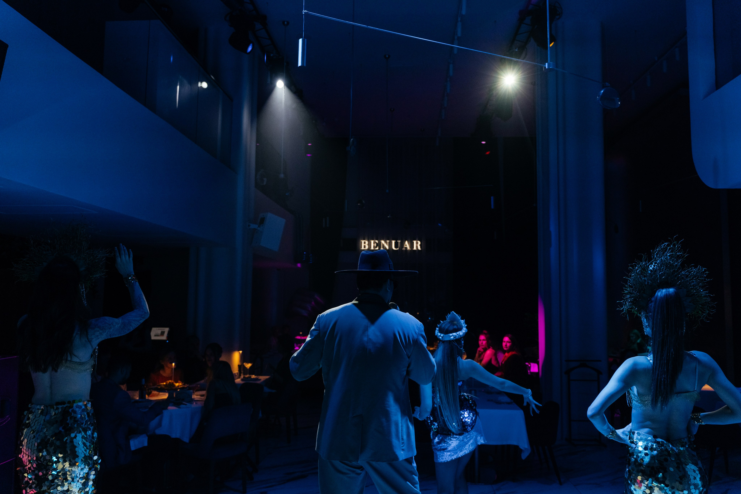 14 июня (пятница). BENUAR Restaurant