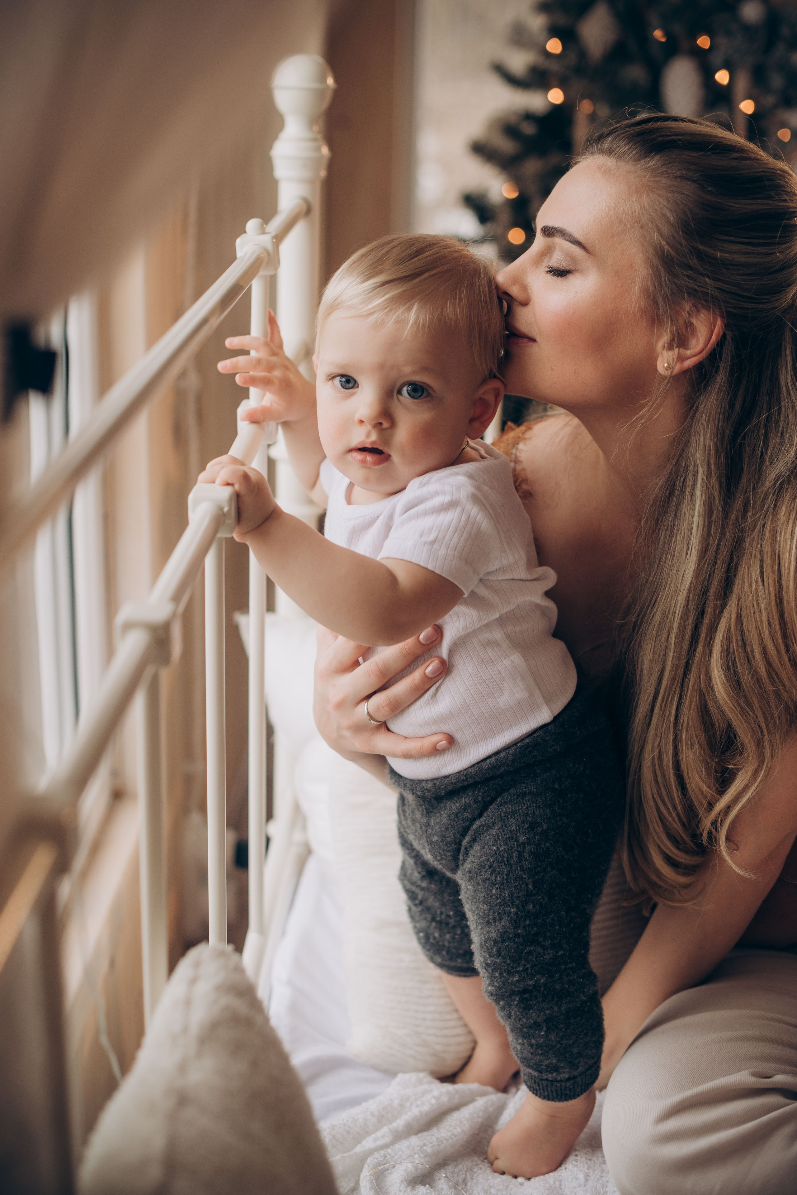 Семейная новогодняя фотосессия в студии. Семейный фотограф в Домодедово и Москве Елена Пичугина
