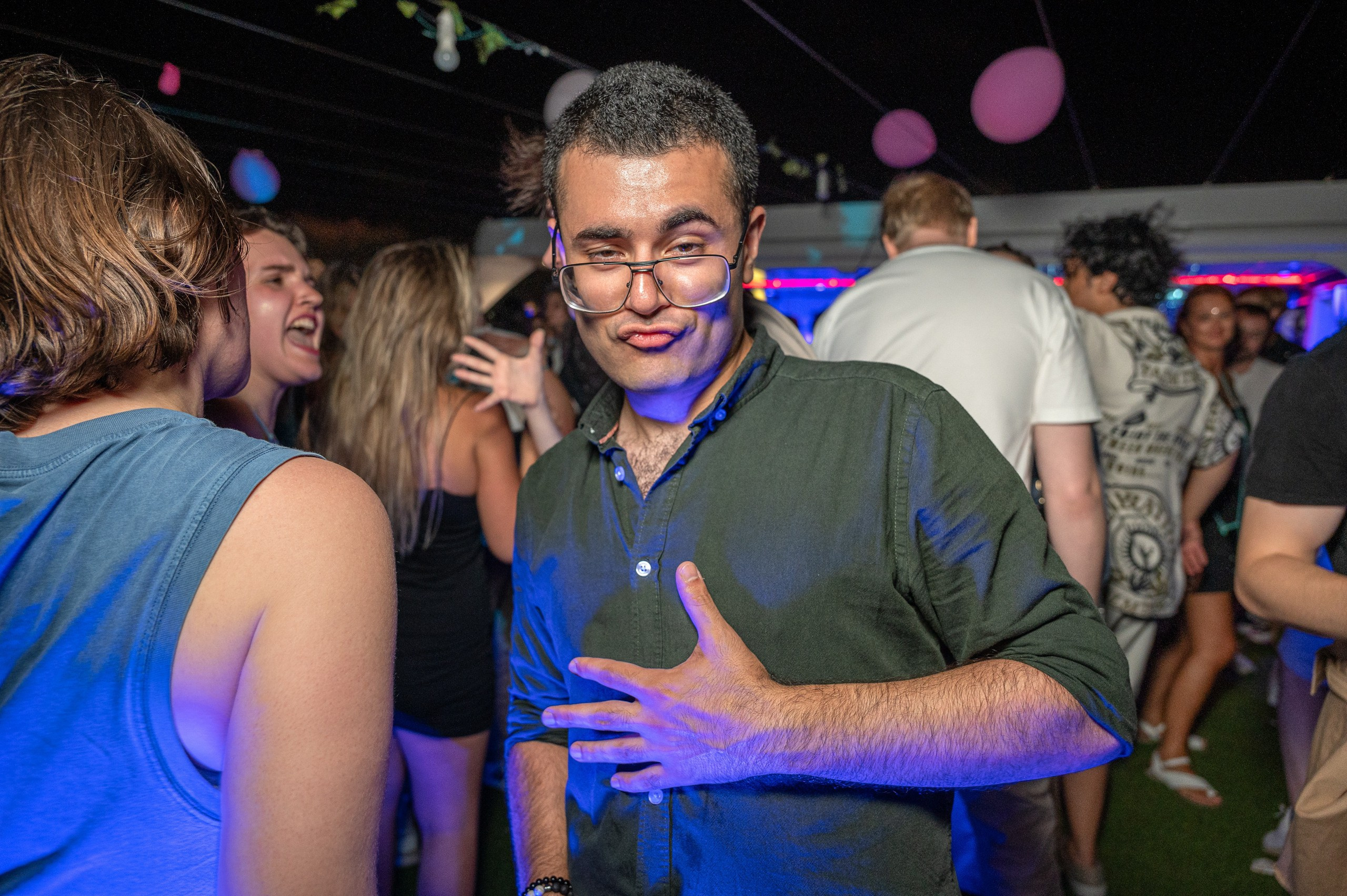 Вечеринка на корабле