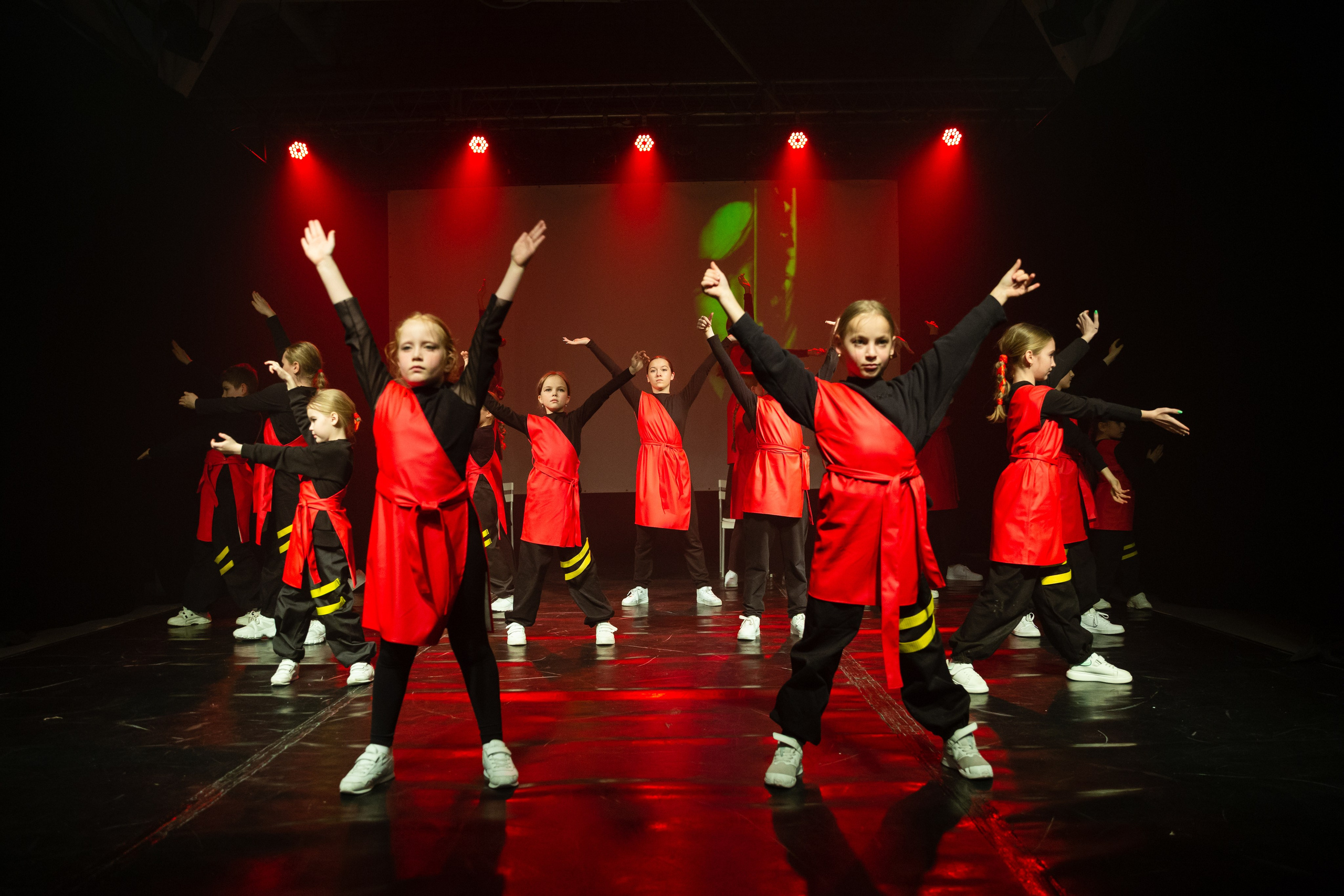 Детский танцевальный спектакль. Фотограф в Санкт-Петербурге