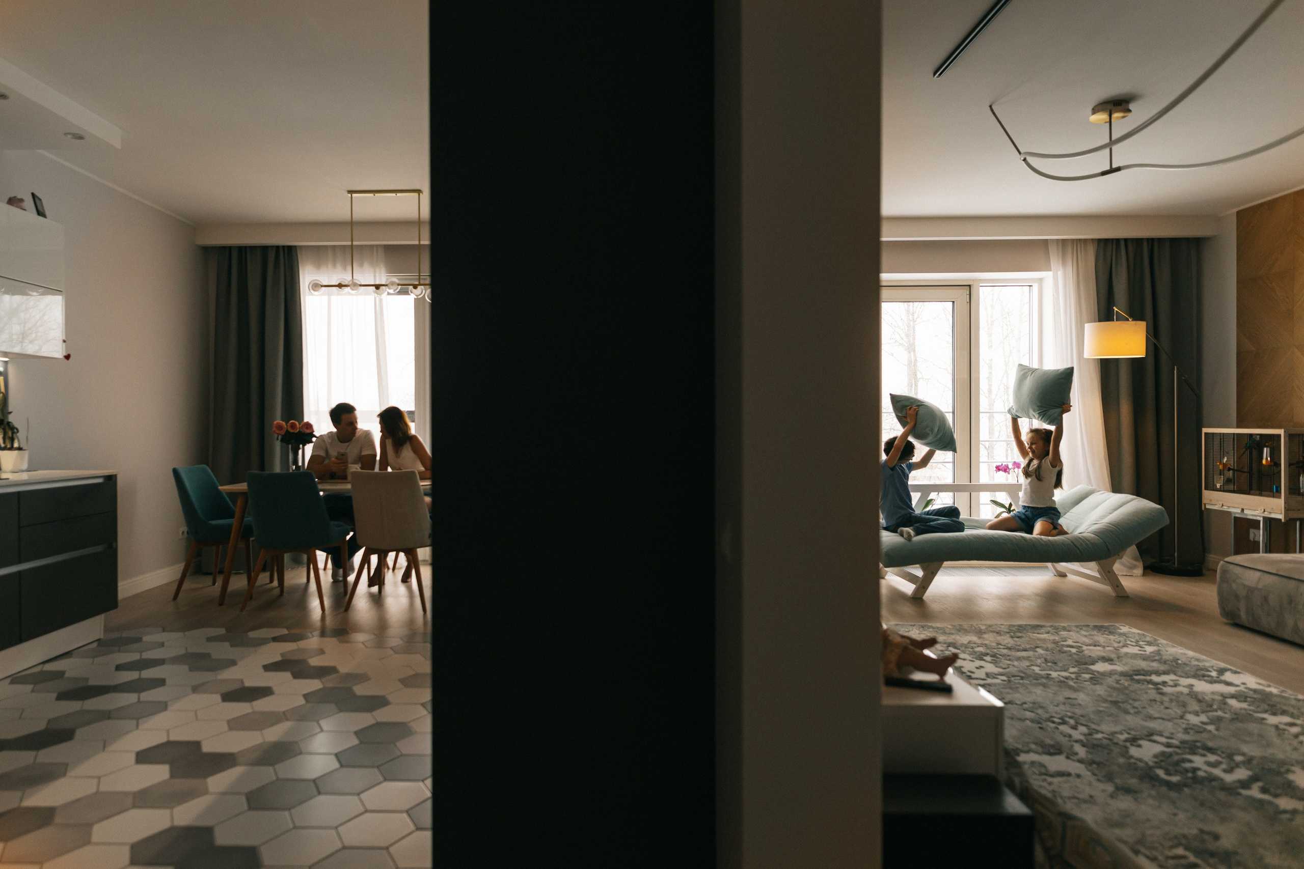 Семейная съёмка дома. Дмитрий Мартьянов семейный фотограф в Санкт-Петербурге