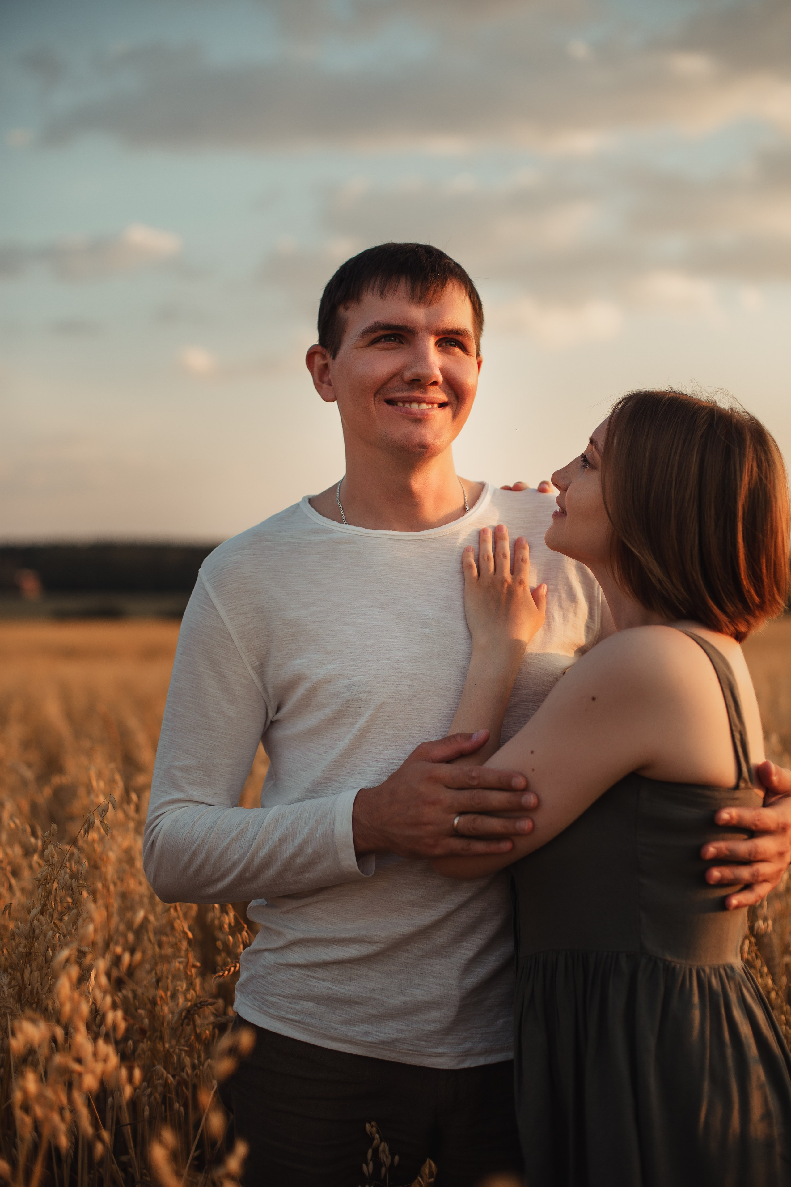 Семейная фотосессия в поле. Фотограф Анна Лазарева