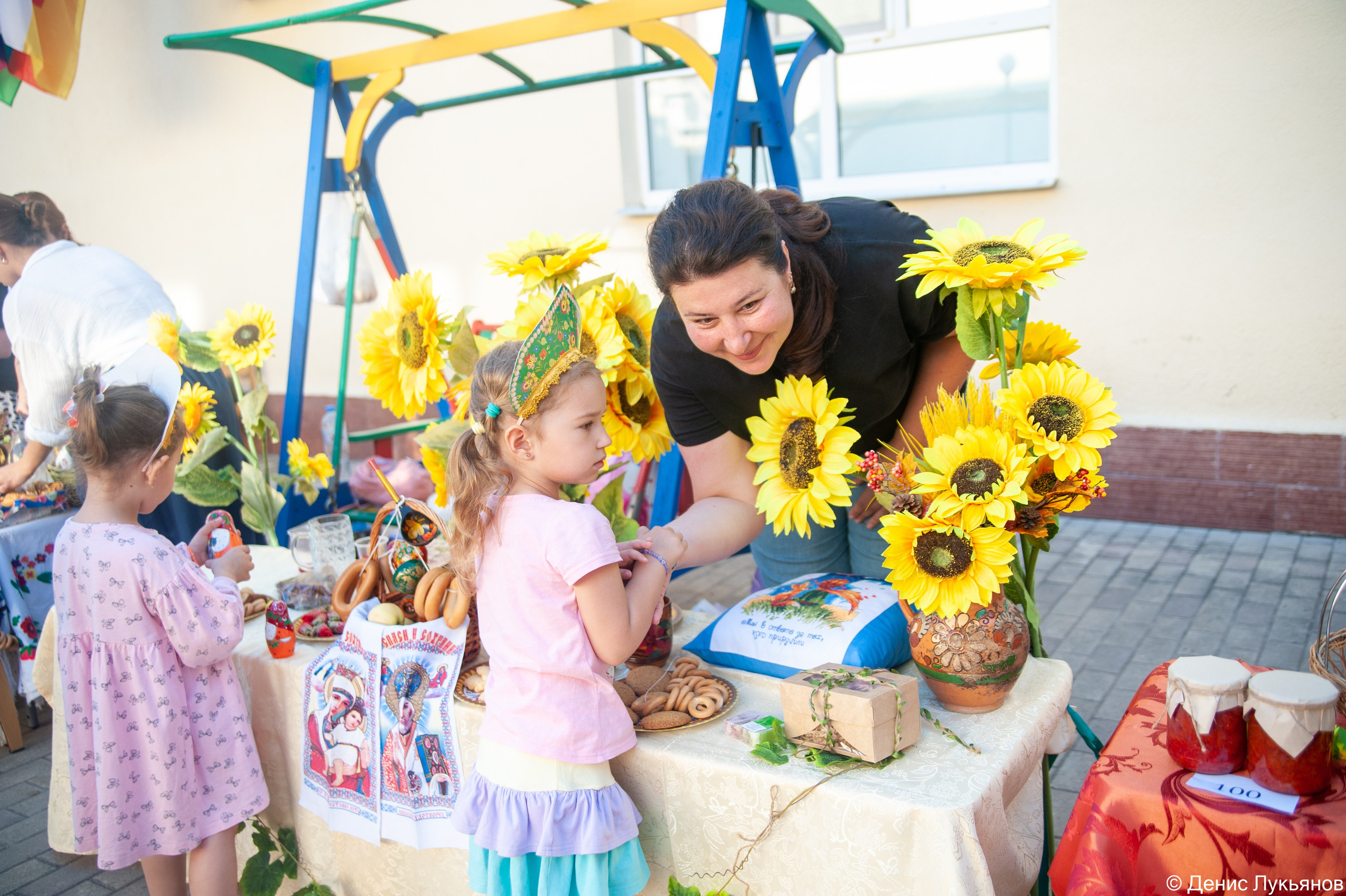 Ярмарка. Свадебный и семейный фотограф Денис Лукьянов в Краснодаре, Краснодарском крае и Республике Крым