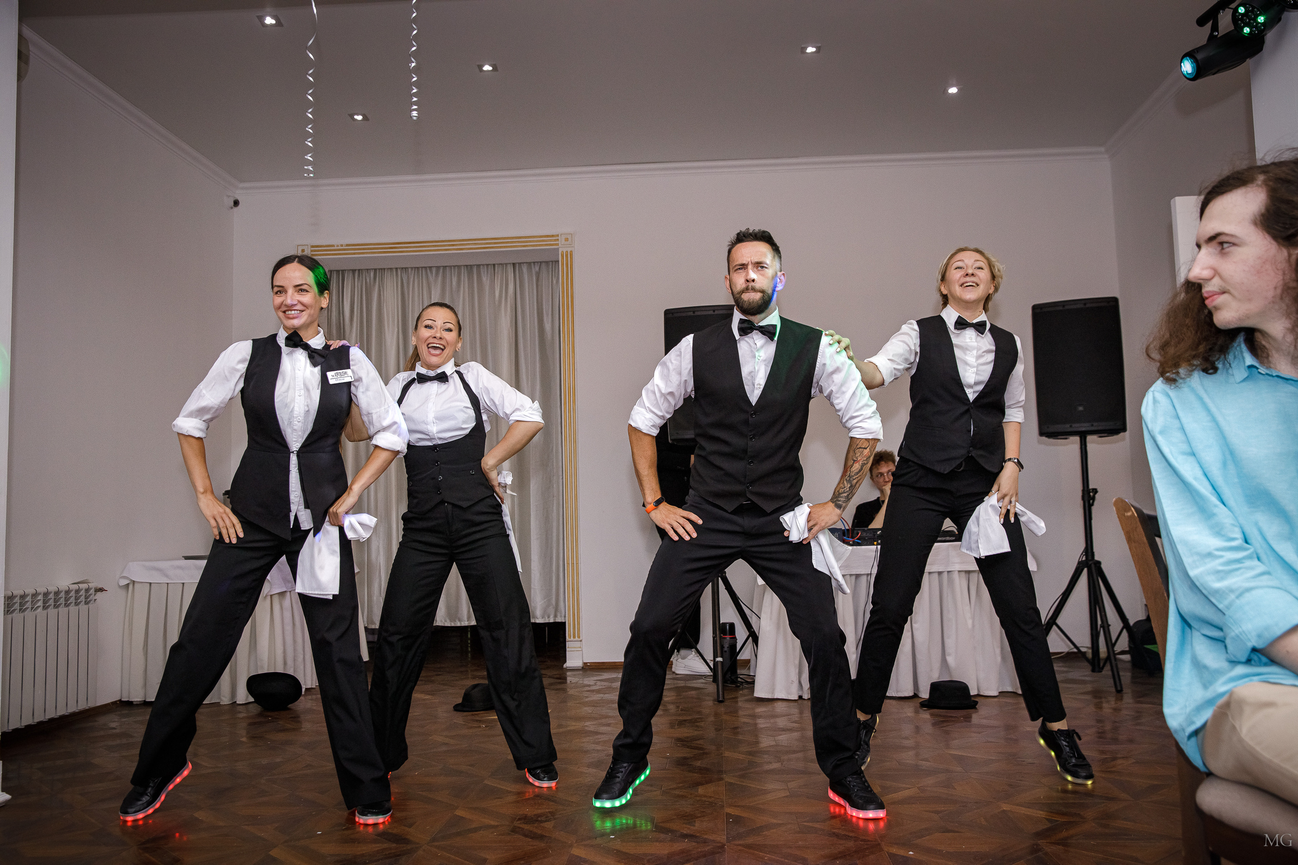 Выпускной Старая мельница 11А+Б. Маша Гонтарь Семейный домашний репортажный фотограф в Санкт-Петербурге