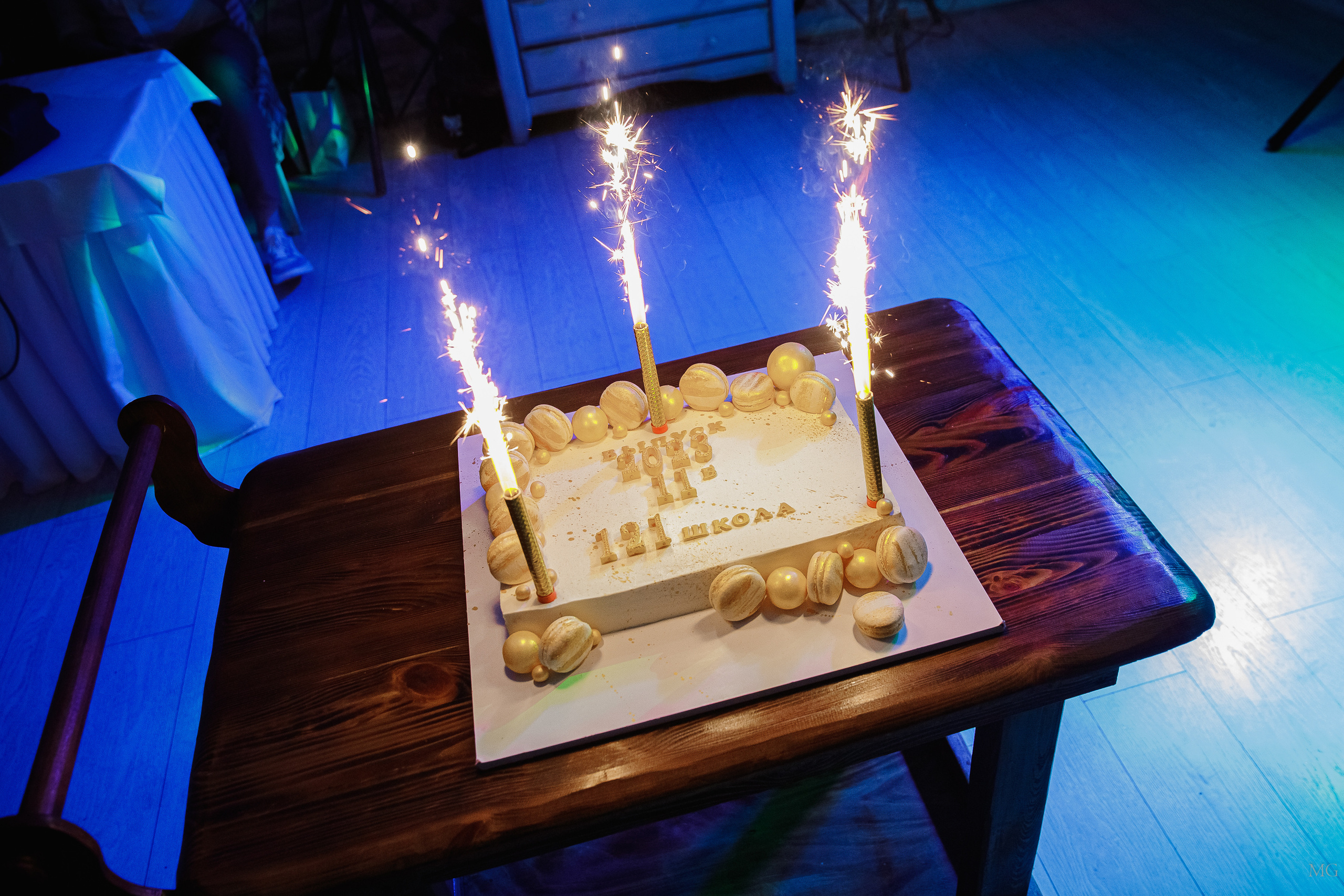 Выпускной 11Б ресторан Черемша. Маша Гонтарь Семейный домашний репортажный фотограф в Санкт-Петербурге