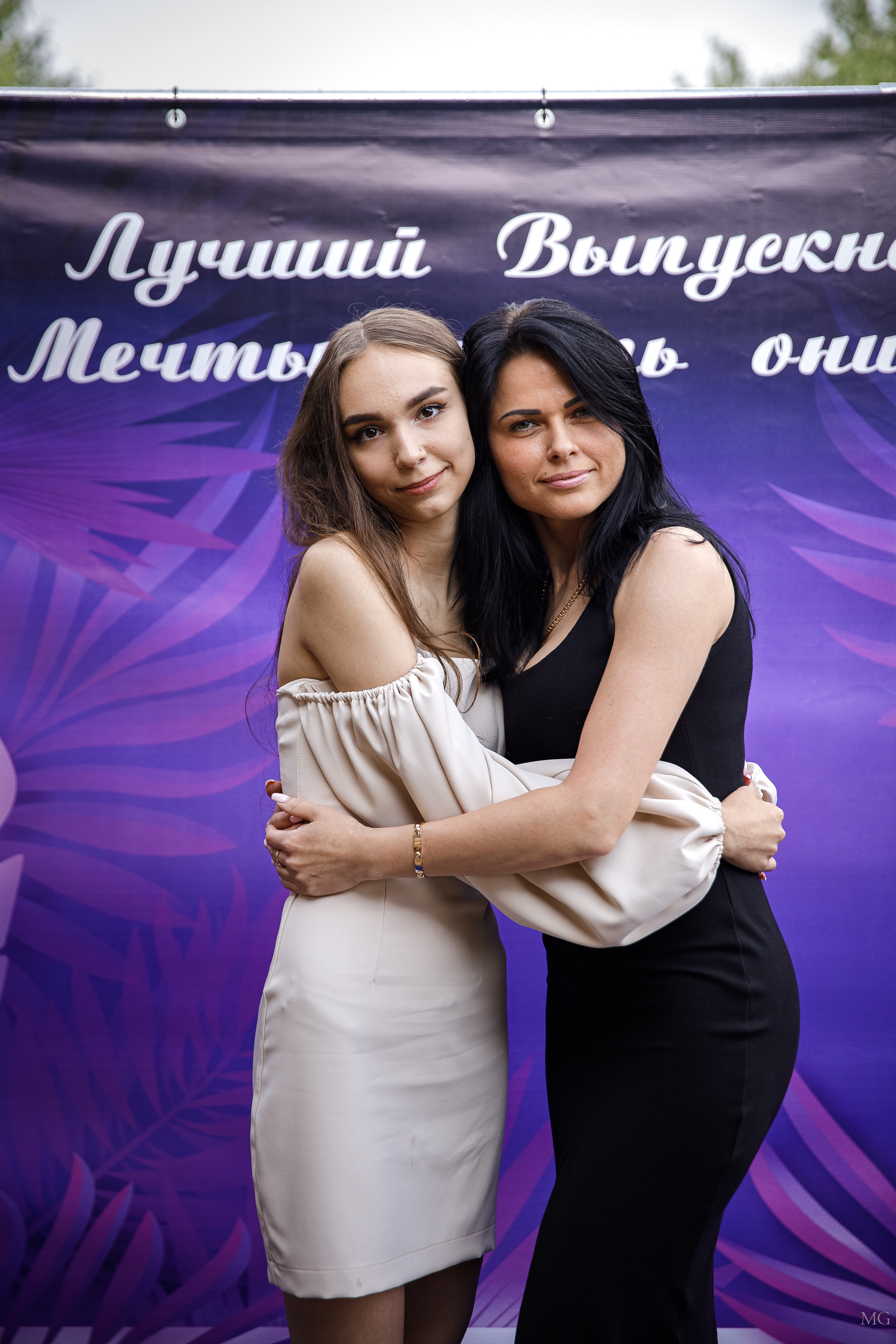 Выпускной 11Б ресторан Черемша. Маша Гонтарь Семейный домашний репортажный фотограф в Санкт-Петербурге