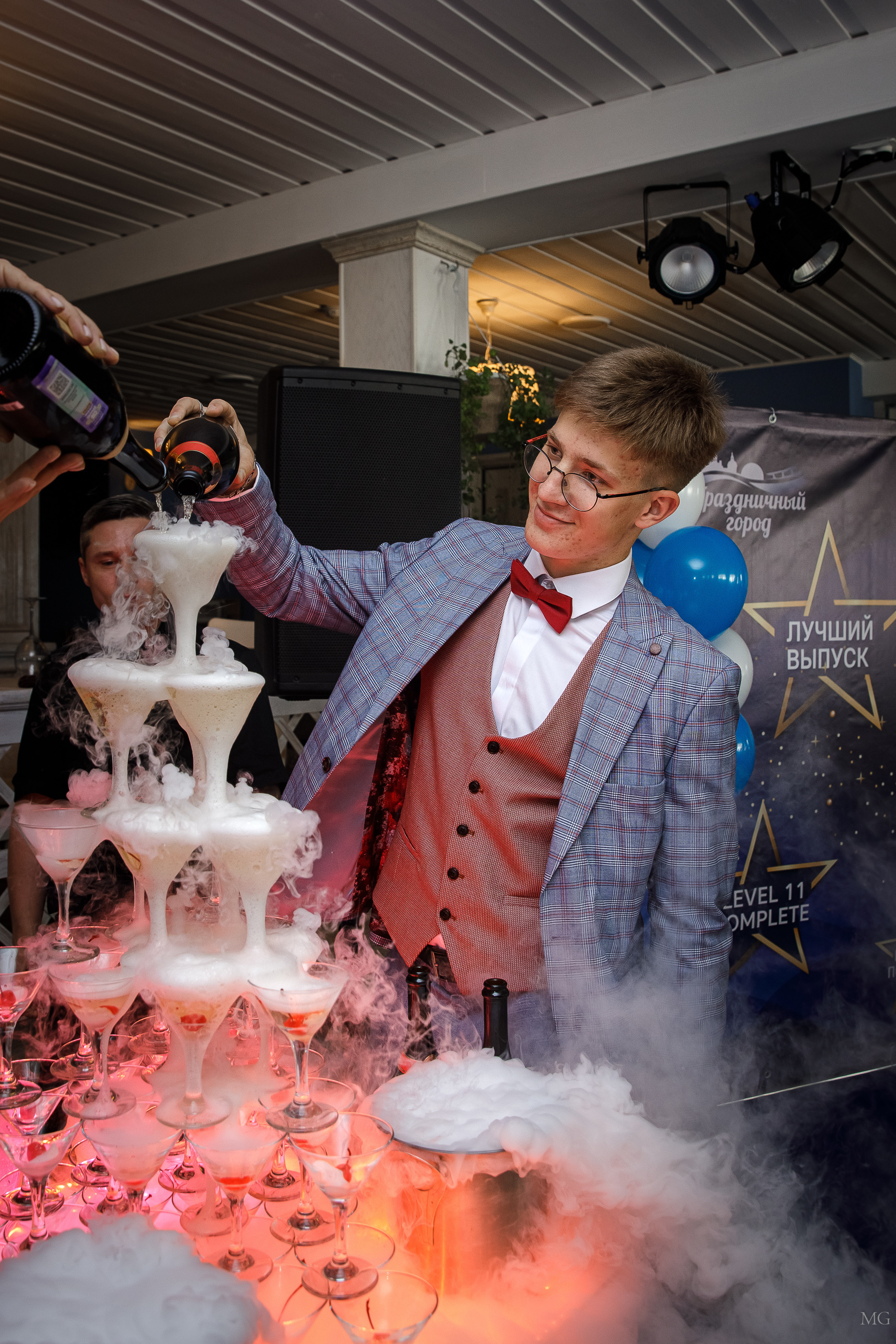 Выпускной Калипсо 11Б. Маша Гонтарь Семейный домашний репортажный фотограф в Санкт-Петербурге