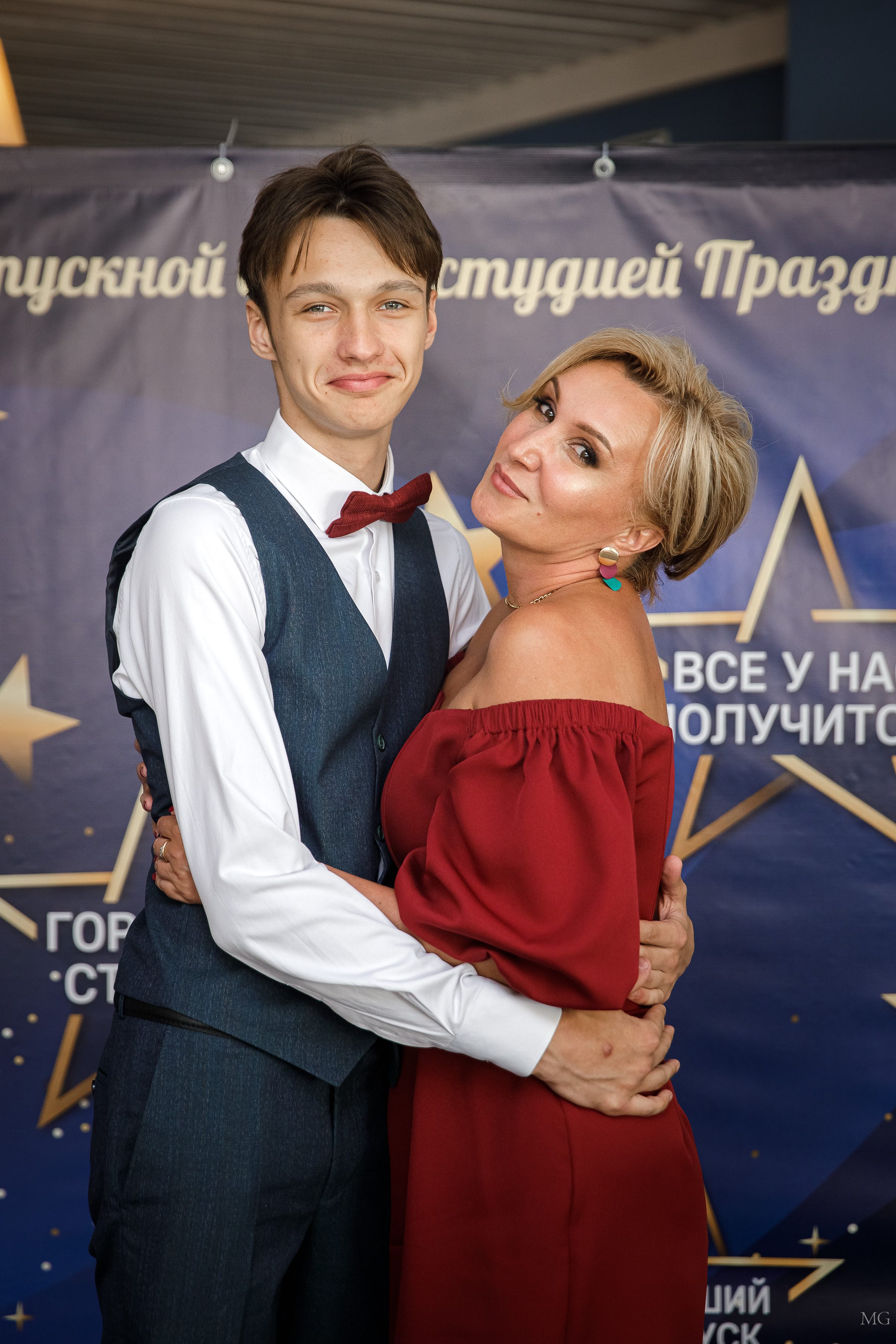 Выпускной Калипсо 11Б. Маша Гонтарь Семейный домашний репортажный фотограф в Санкт-Петербурге