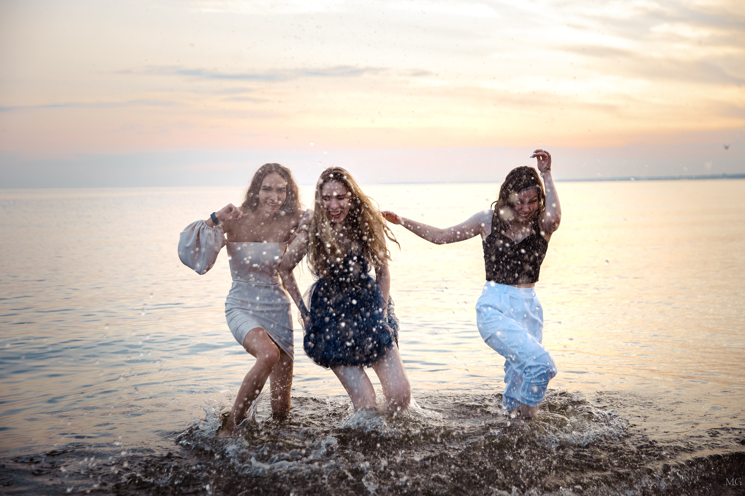 Выпускной 11Б ресторан Черемша. Маша Гонтарь Семейный домашний репортажный фотограф в Санкт-Петербурге