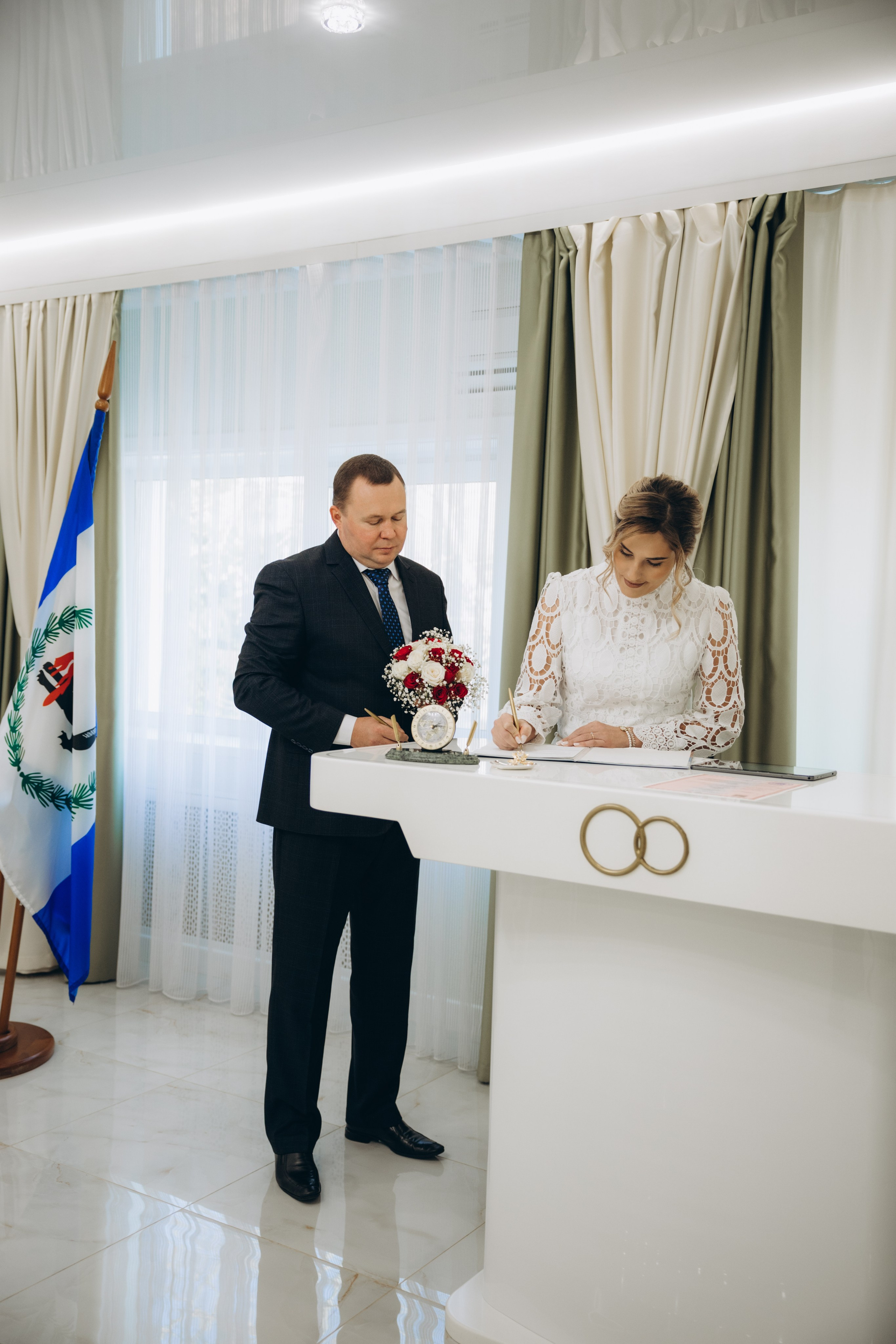 Юрий и Алёна. Свадебный, семейный фотограф в Иркутске Светлана Макаричева