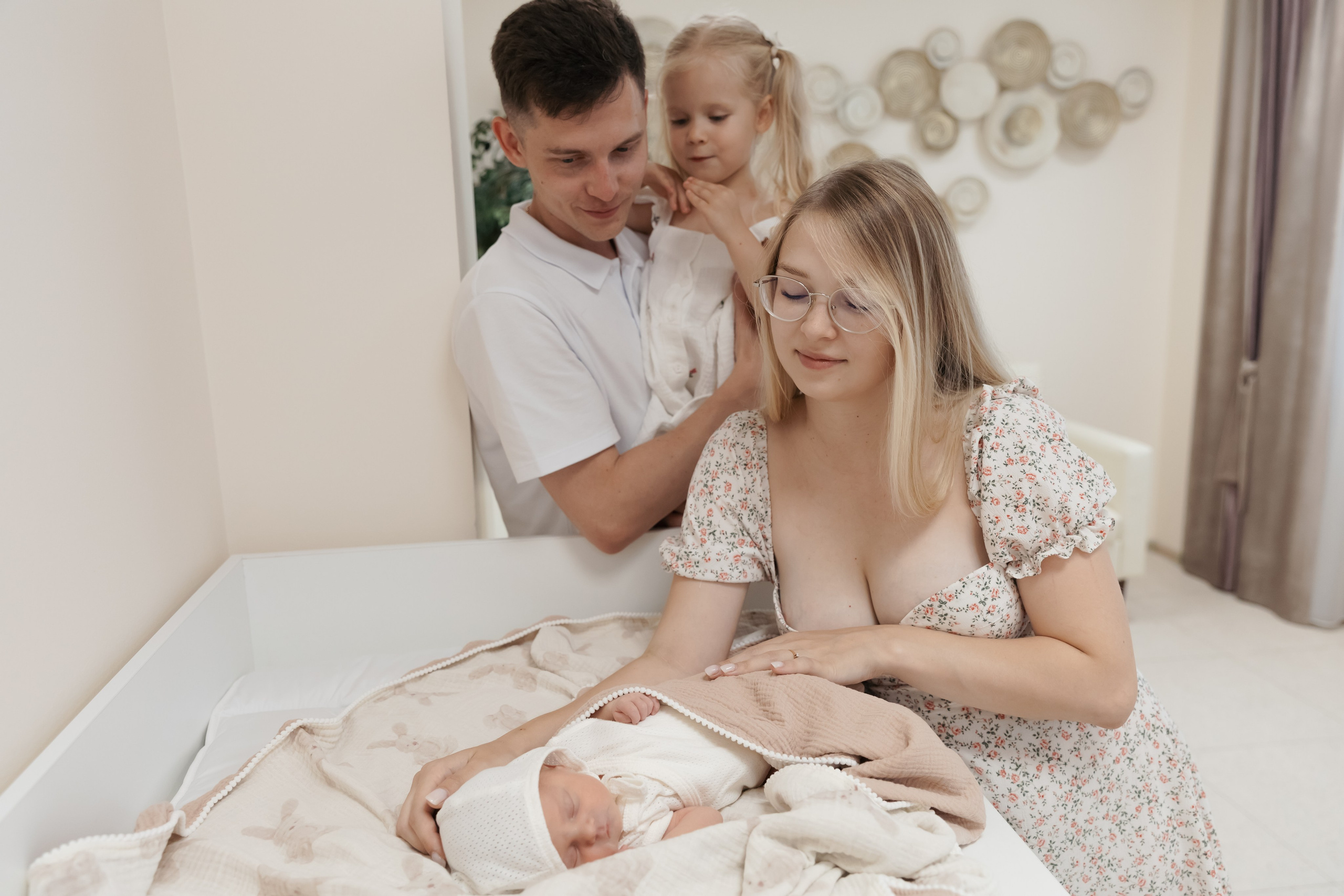 Фотограф на выписку из роддома Краснодар. Детский и семейный фотограф в Краснодаре и в станице Елизаветинская Олеся Стаценко