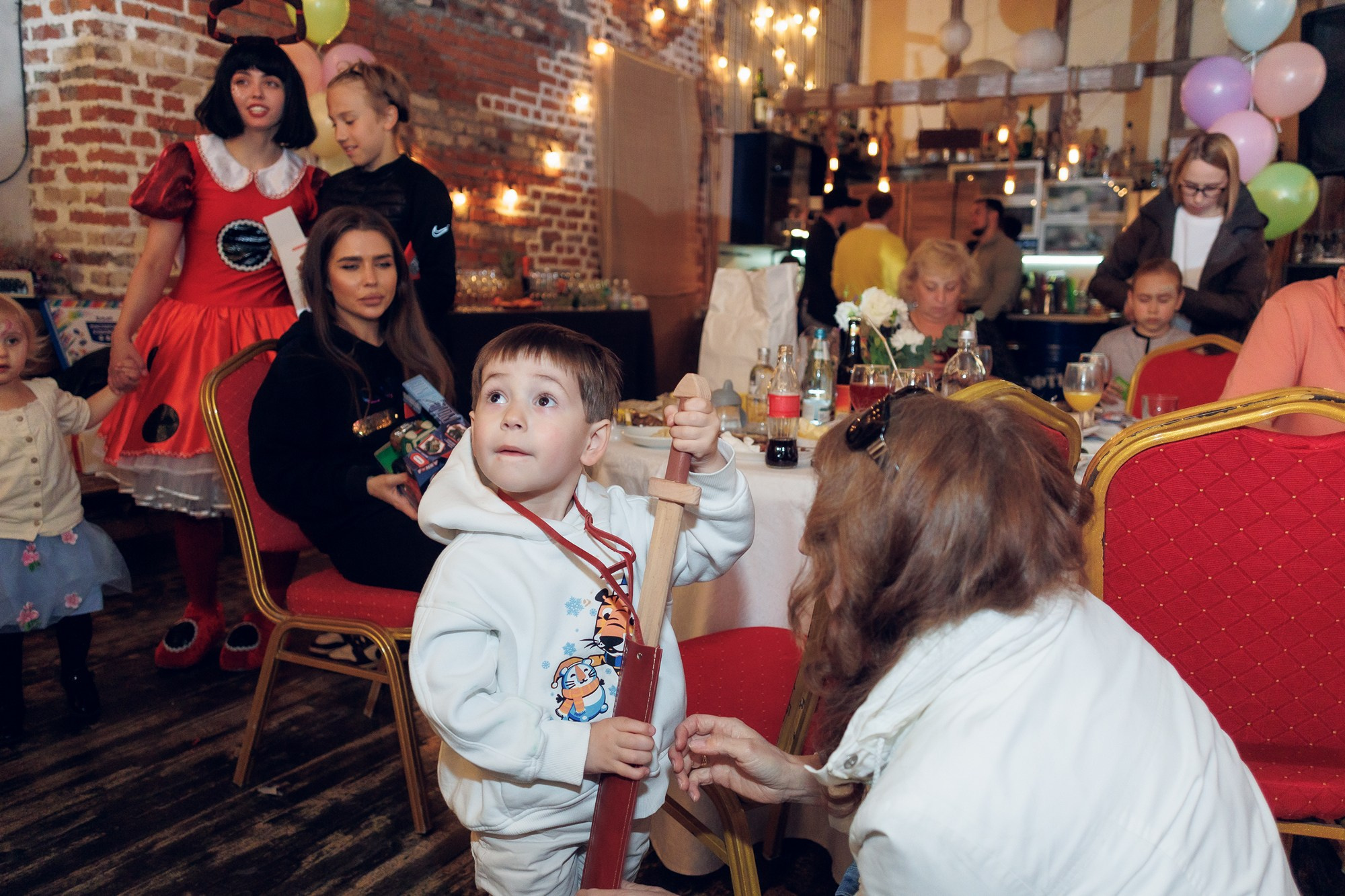 ДР В ЛОФТЕ. Свадебный и репортажный фотограф в Москве и Московской области