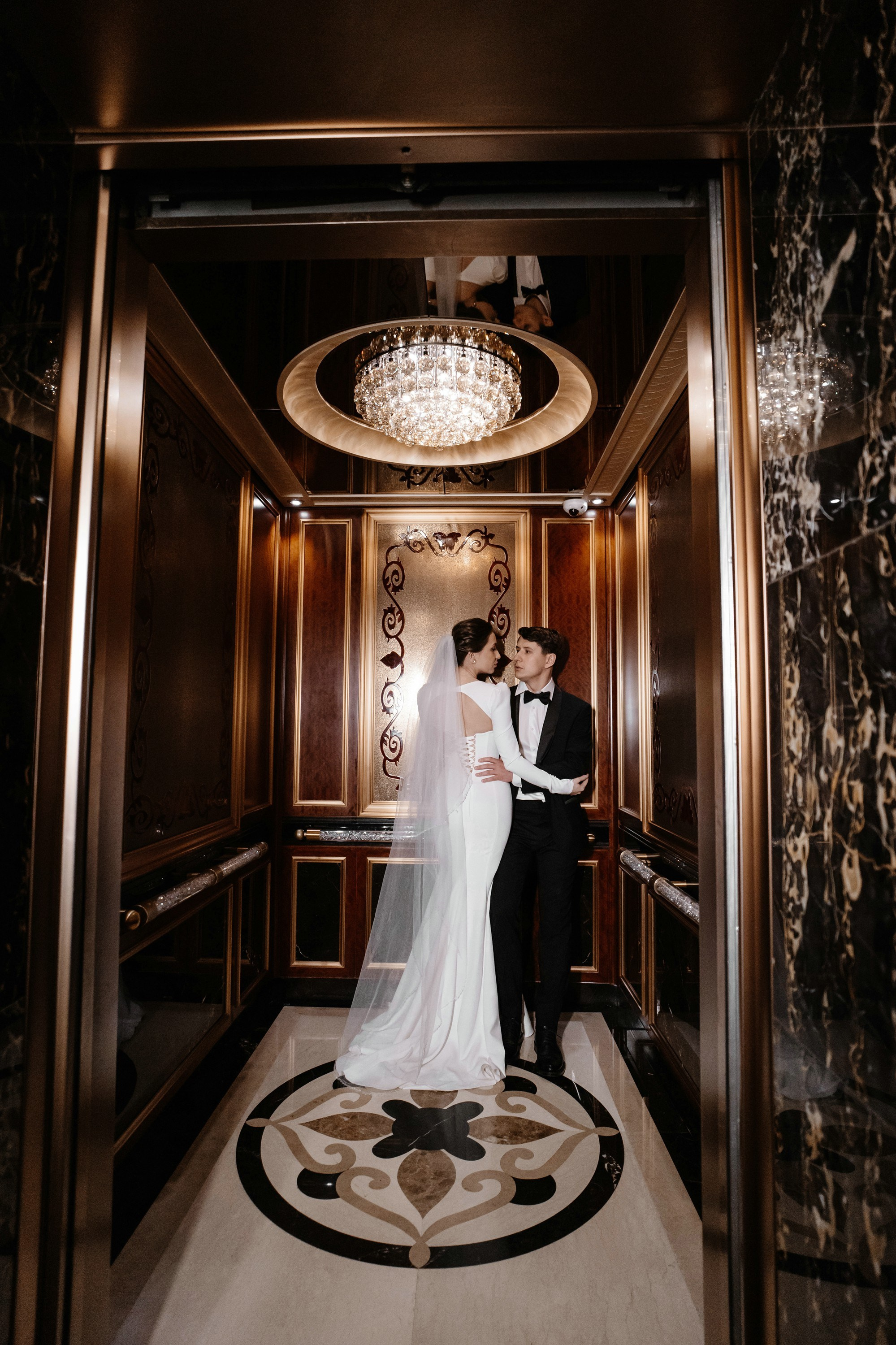 Фотосессия свадьбы в Lotte Plaza. Свадебный и семейный фотограф в Москве Светлана Зоткина