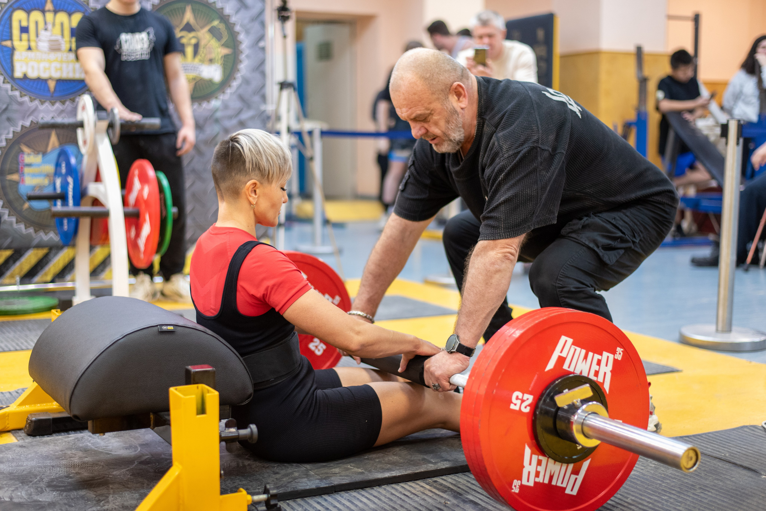 Фоторепортаж с турнира по пауэрлифтингу