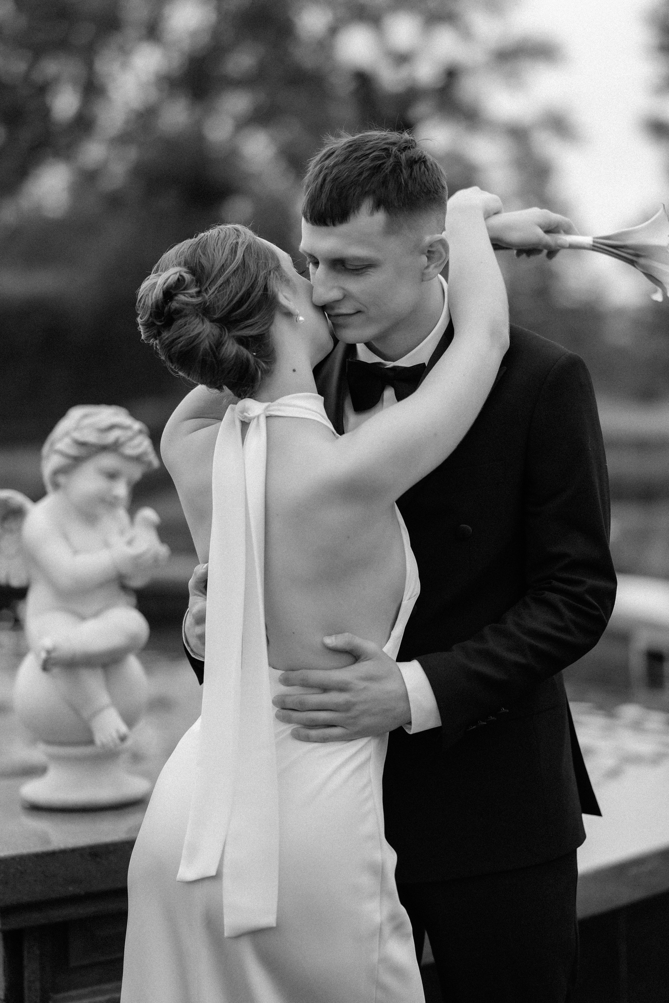 Wedding day in Martinique Bar. Wedding PHOTOGRAPHER Andrew Vnukov