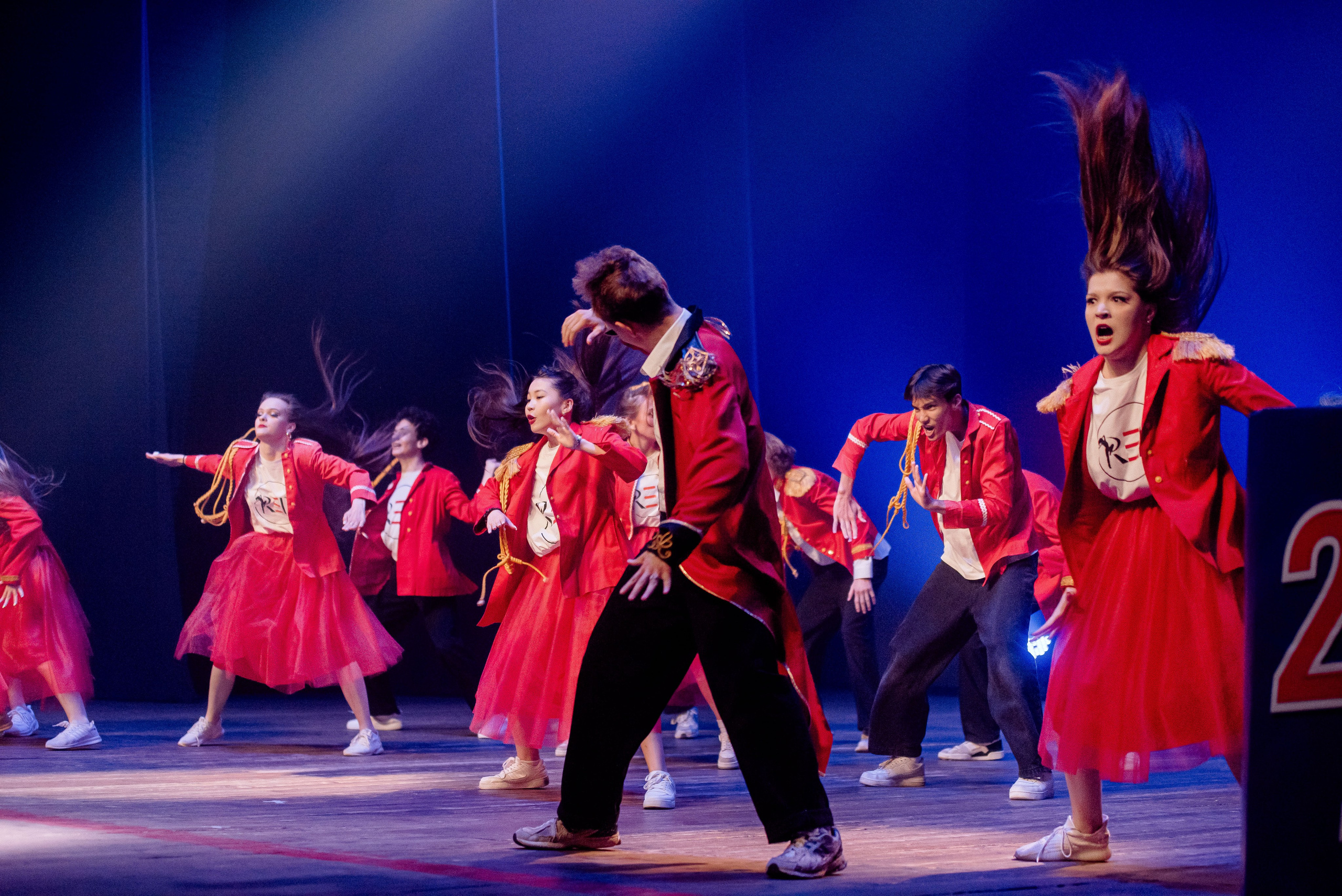 30 Школа. Волжский. Вручение ДК Юбилейный. Фотограф в Волгограде и Волжском Александр Горбань