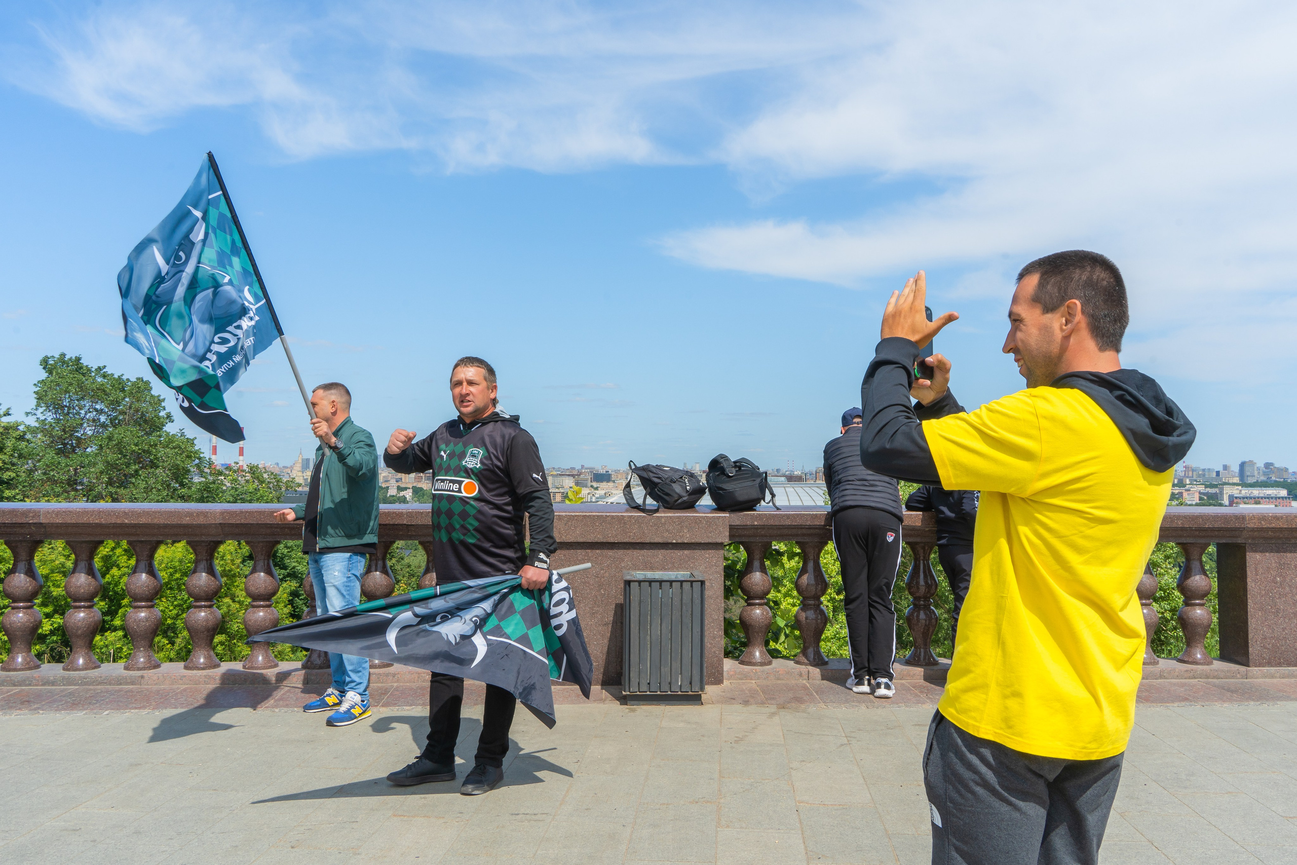 Яндекс.Еда. Лучшие курьеры в Москве. Репортажный и интерьерный фотограф Александра Солдатова