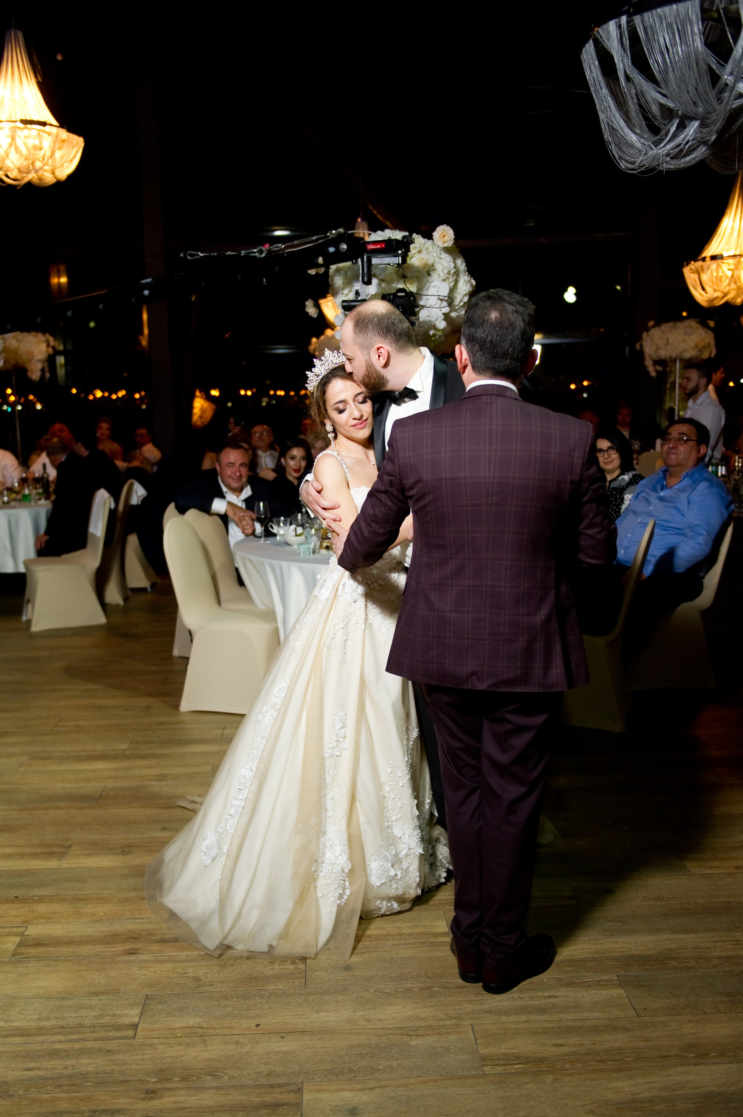 Свадьба Ашота и Ларисы. Репортажный фотограф и видеограф Слава Думчев. Тимбилдинги, отчетники, корпоративы