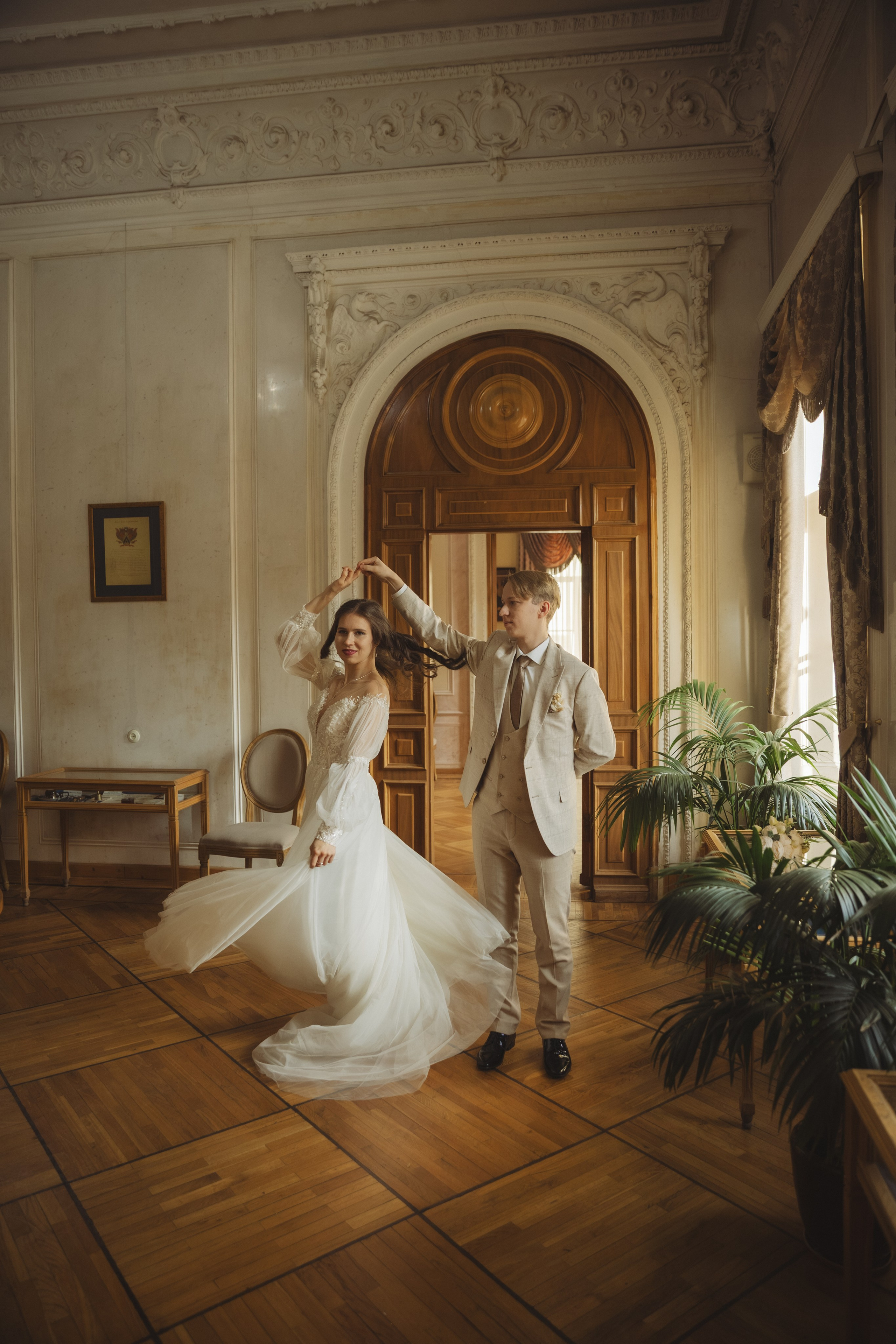 Моменты в особняке. Свадебный и семейный фотограф Москва и Московская область