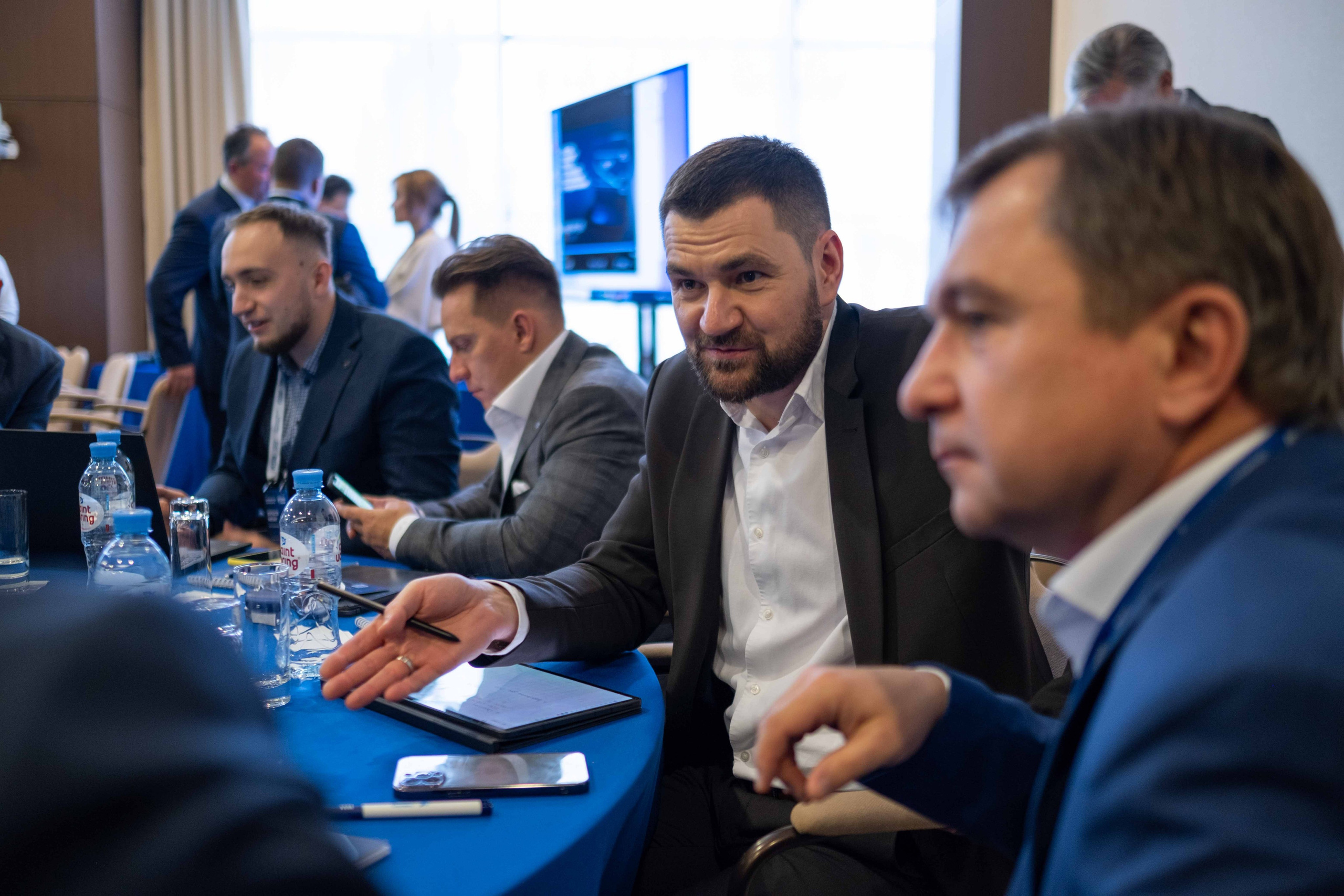 Альбом конференция. Фото тур