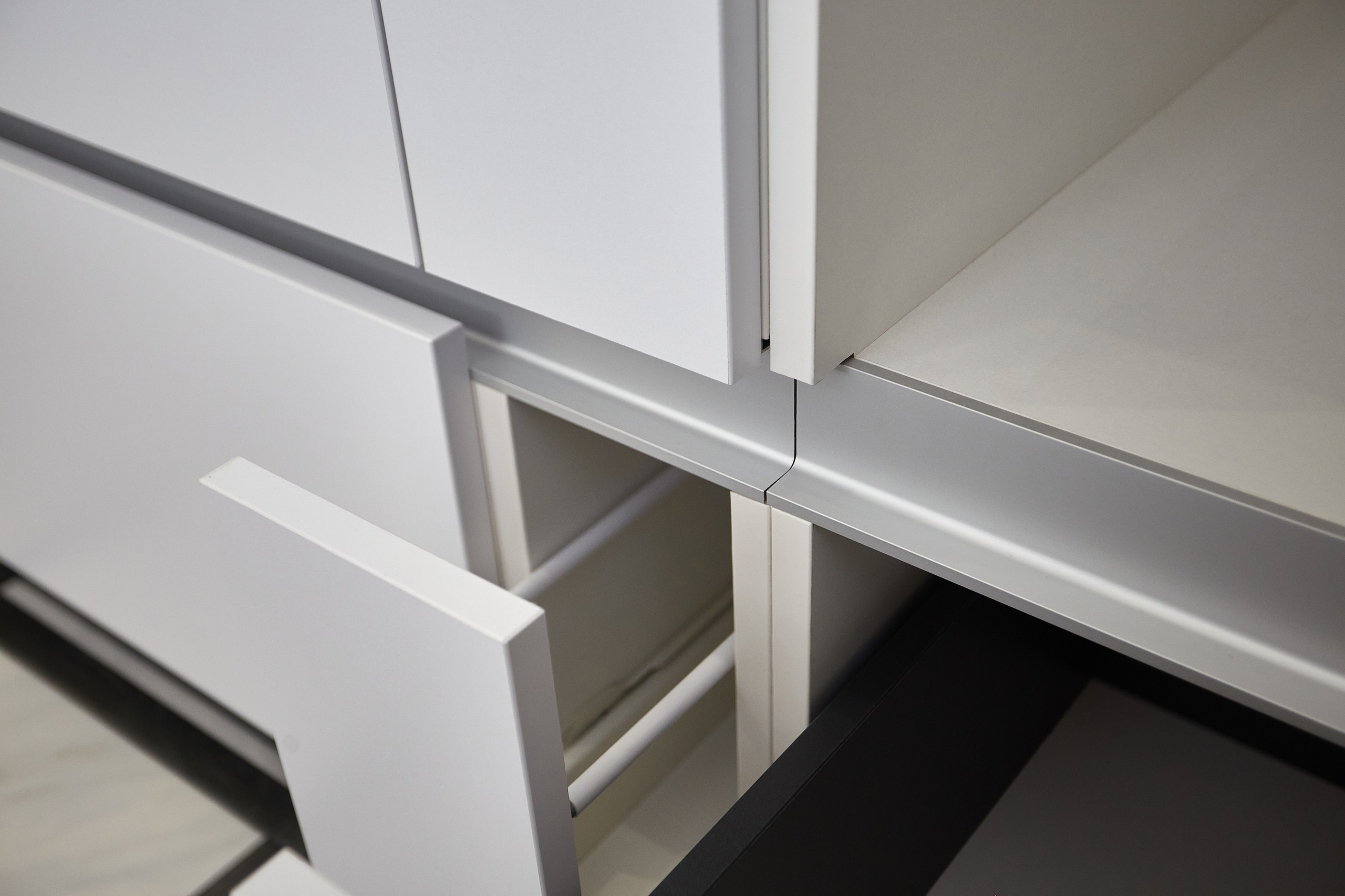 Лаконичная кухня. Мебель под заказ. Дрогичин