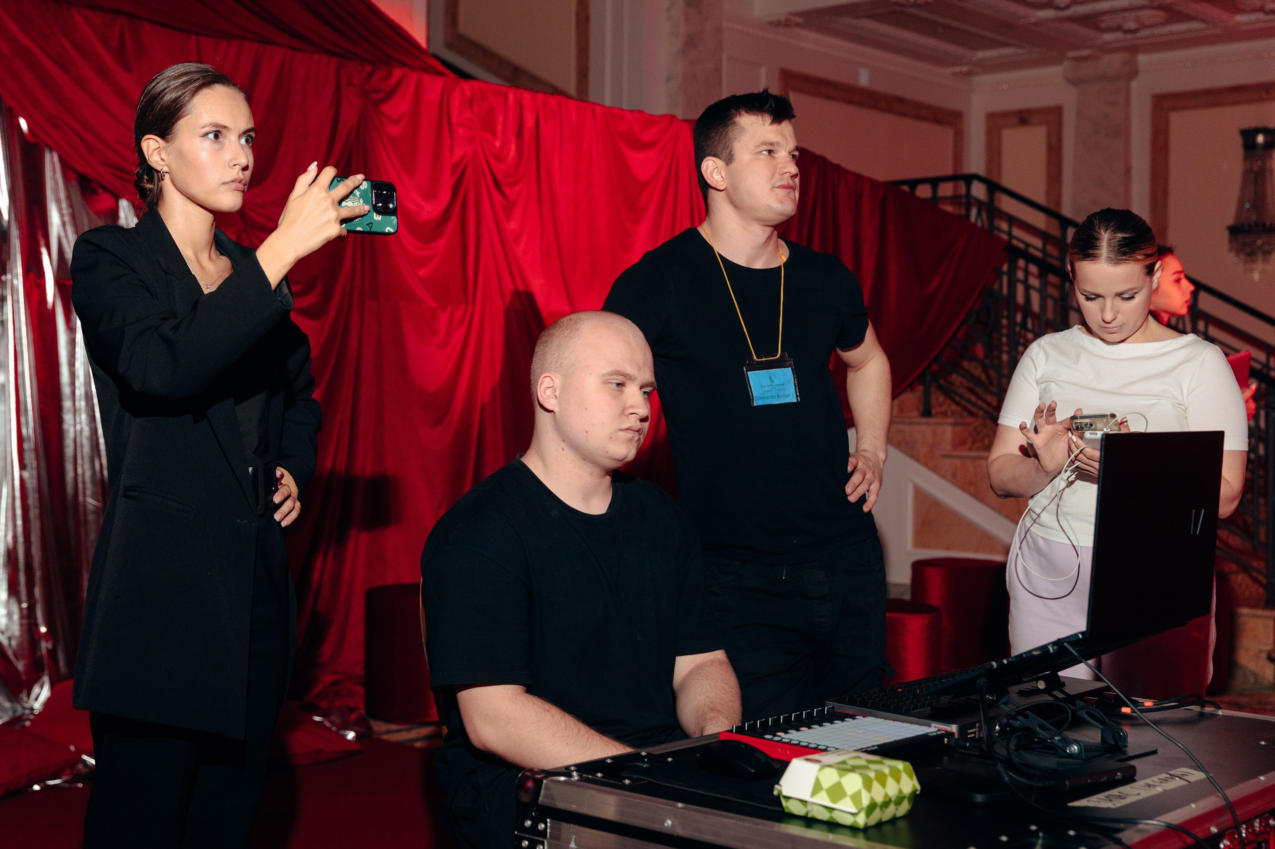 Red ball. Свадебный фотограф в Санкт-Петербурге и Москве Андрей Чернов