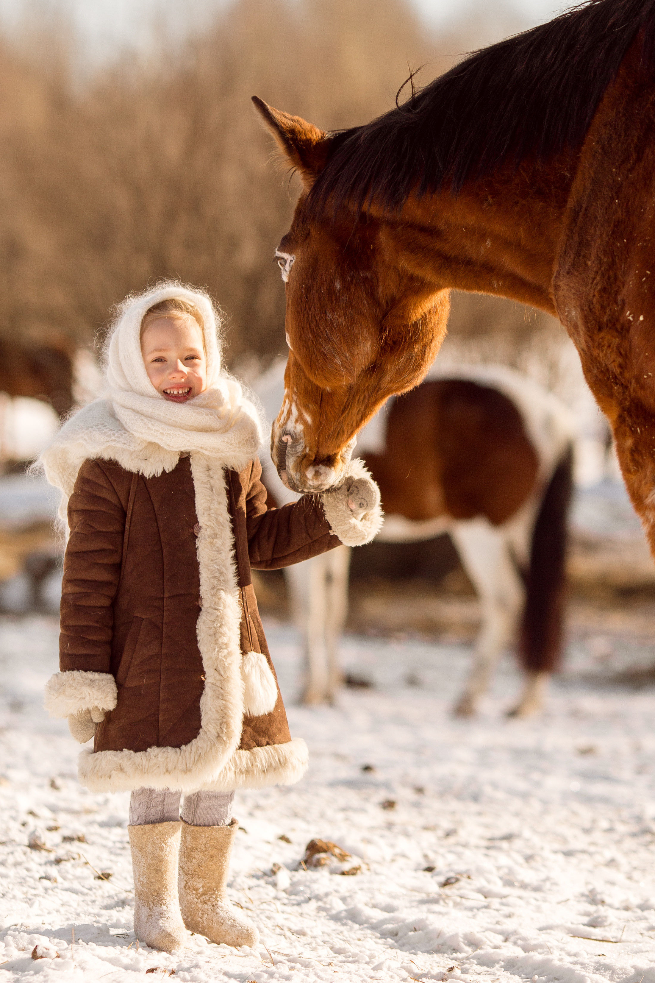 Деревенские фото ребенка с пони