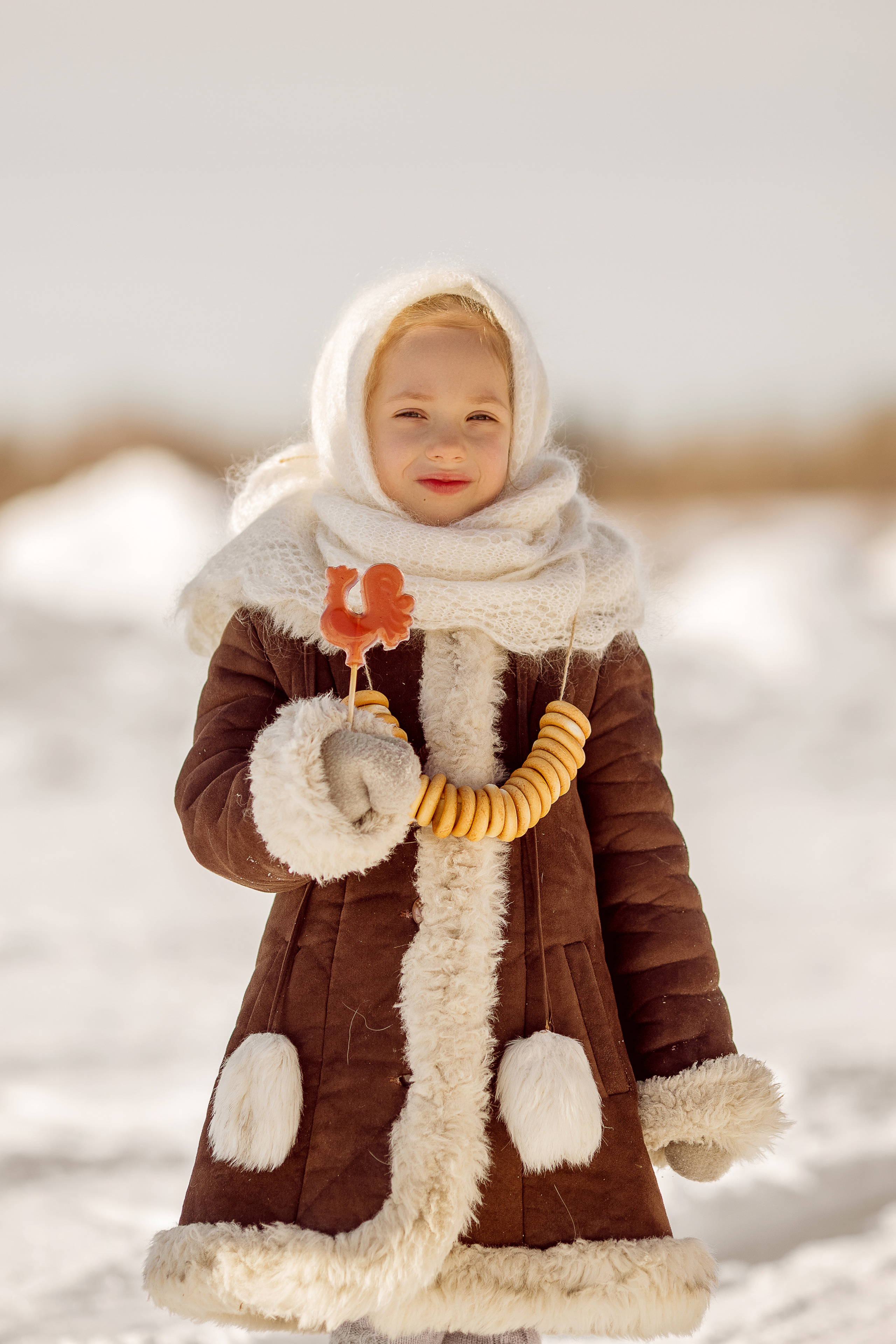 Деревенские фото ребенка с пони