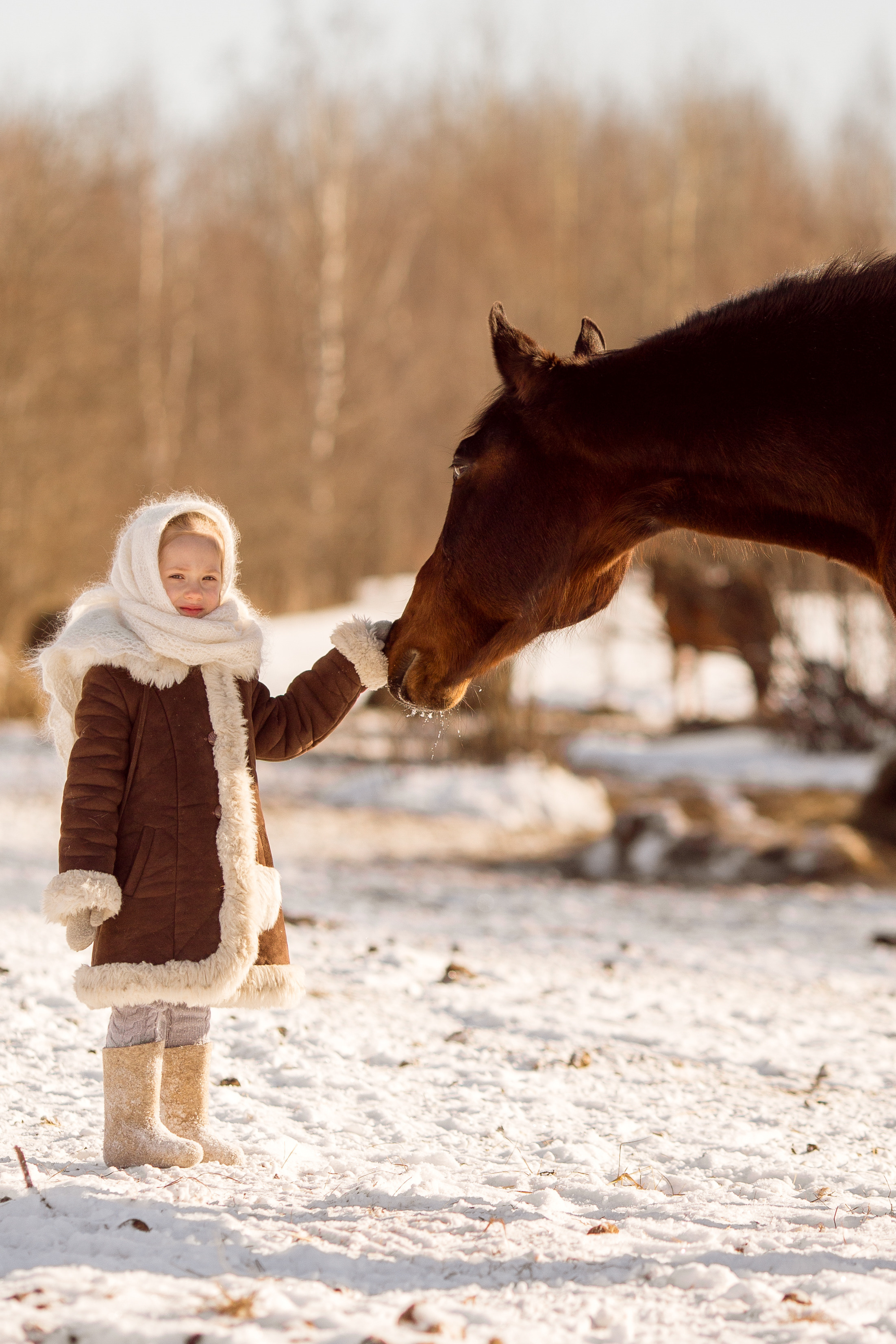 Деревенские фото ребенка с пони