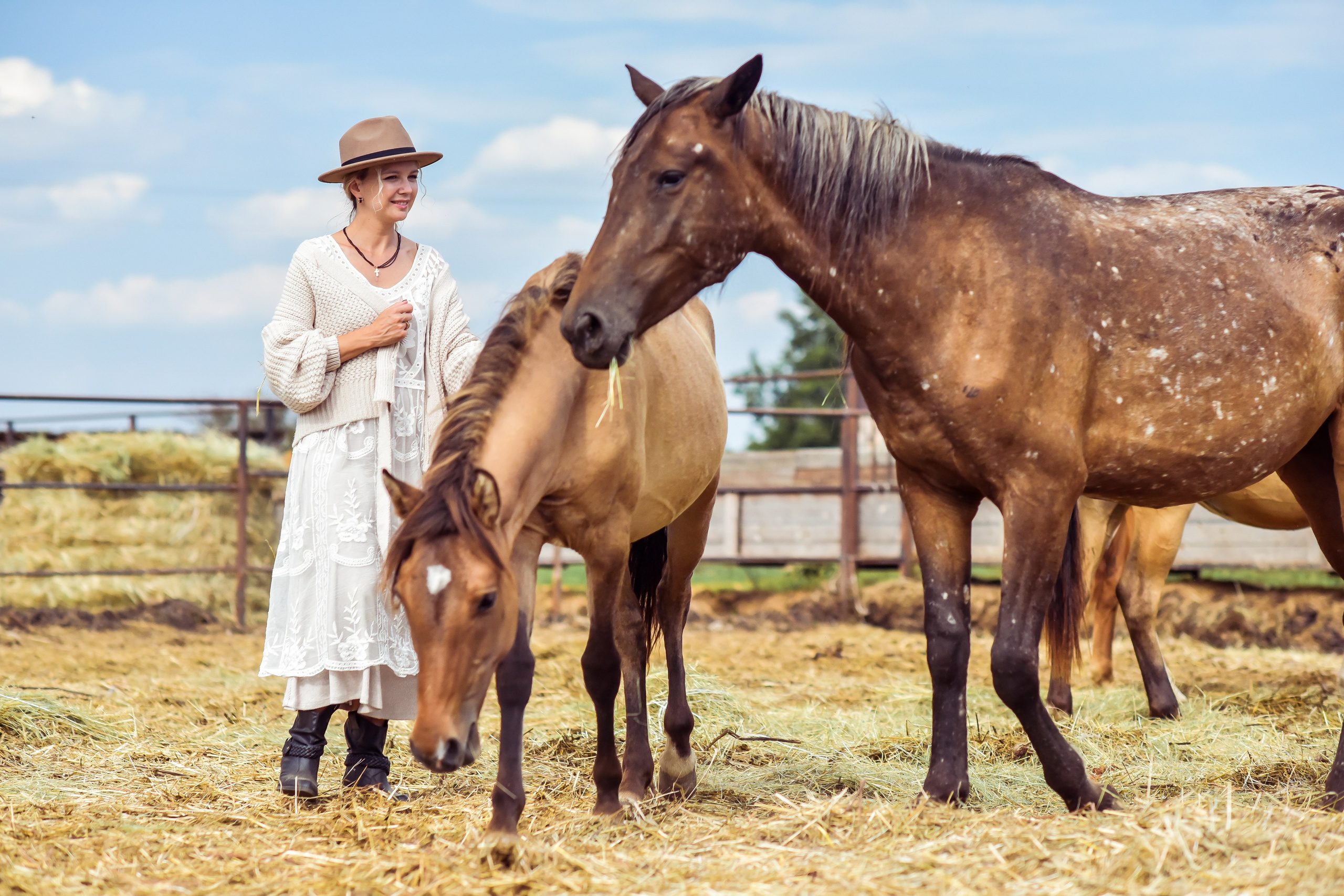РАНЧО/ АВГУСТ. Фотограф для бизнесконтента, репортажей и семейного альбома в Москве