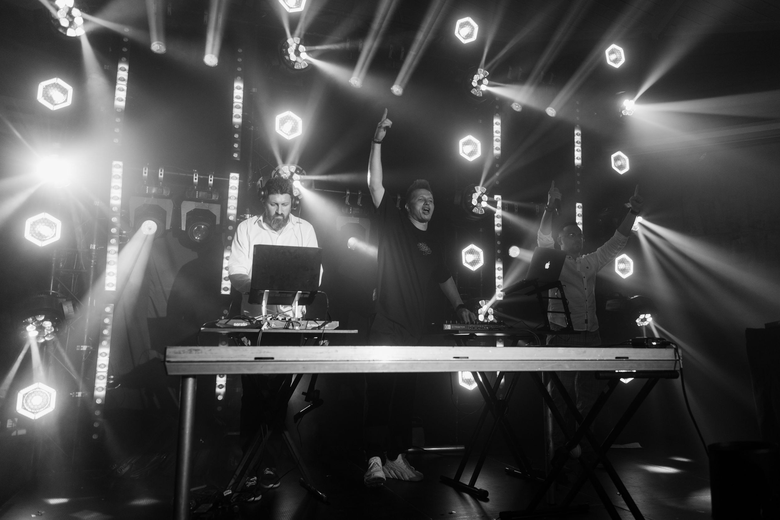 Организовать день рождения Ростов. Студия событий ДЕЙЗИ. Организация мероприятий. Свадебное агентство в Ростове-на-Дону. Свадебный организатор. Организация свадьбы под ключ