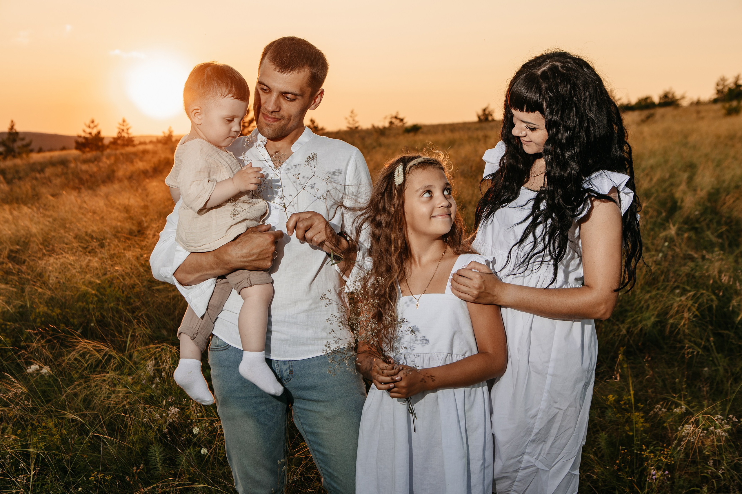 Семья Александра и Кристины. Свадебный фотограф в Алексеевке Сергей Коротенко