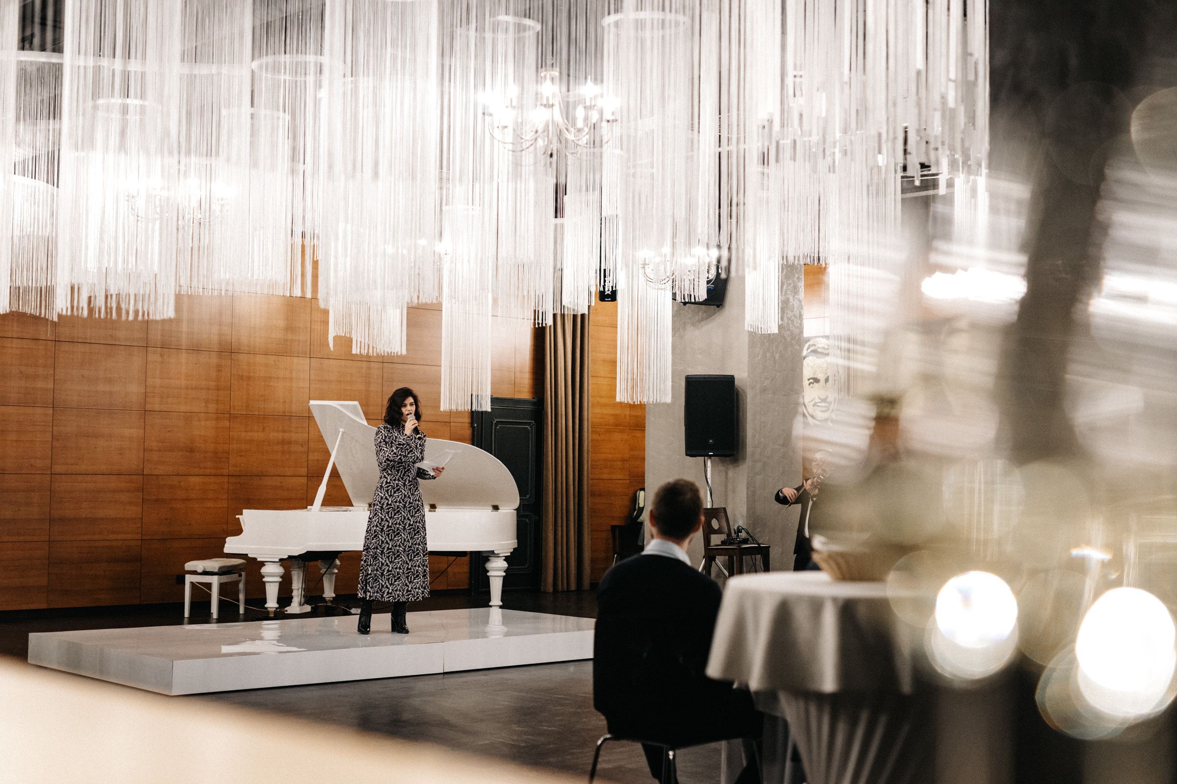 Поэтический вечер-посвящение Александру Пушкину в Арт-Лига. Бизнес фотограф в Новосибирске Александр Рощин