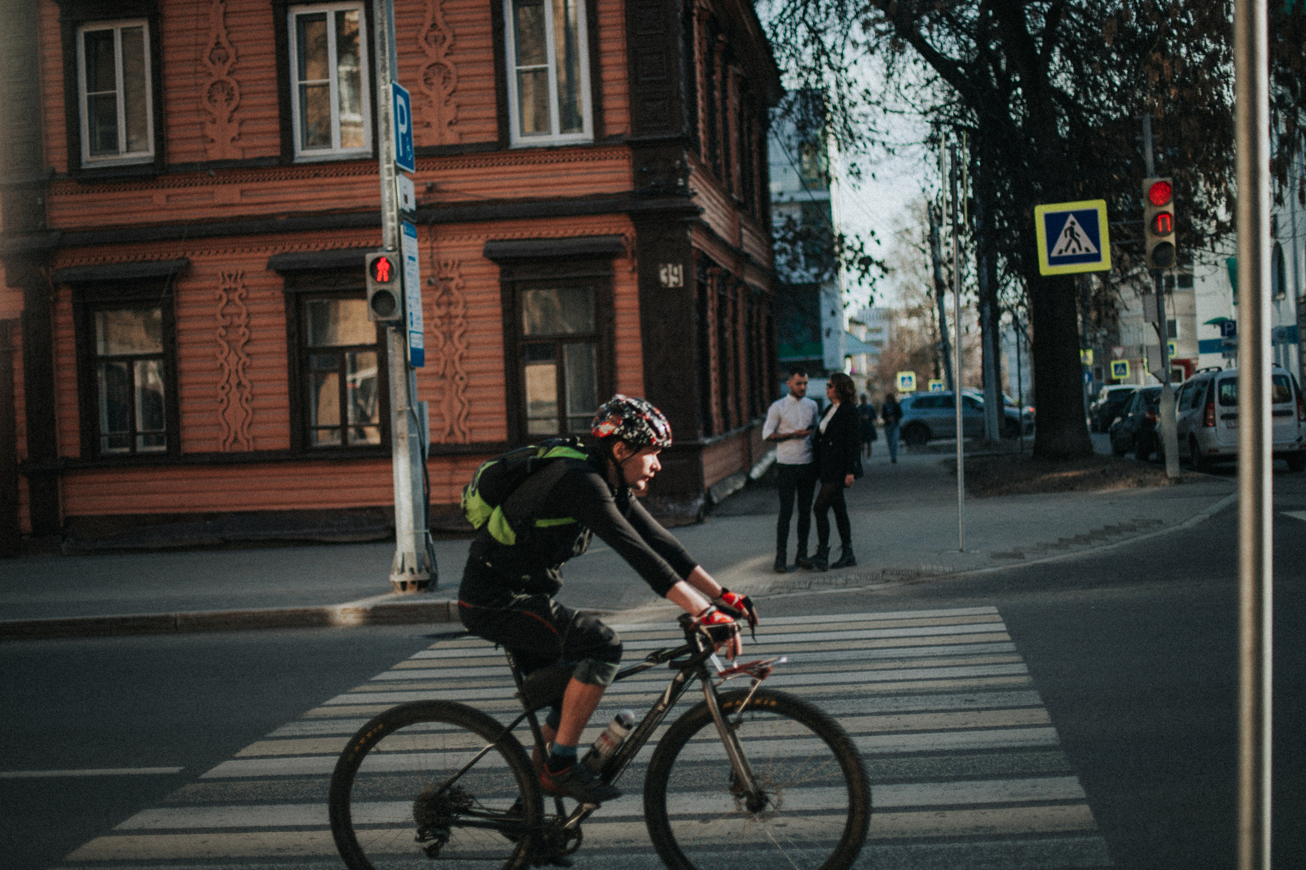 У Колеса обозрения. Фотограф в Нижнем Новгороде