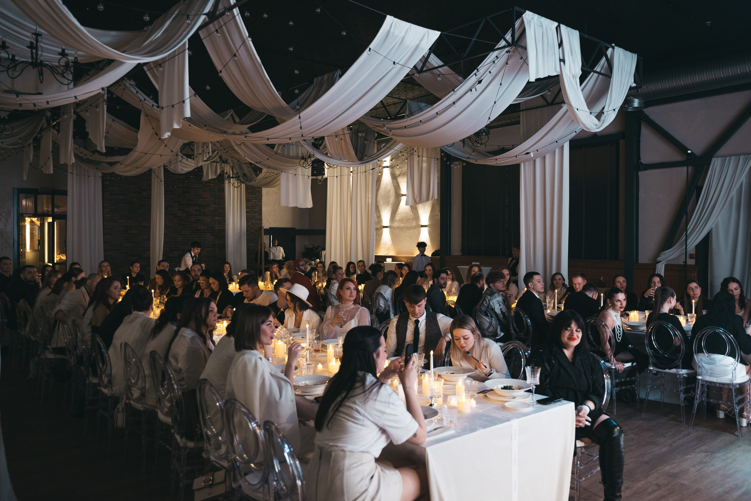 WhiteRoom Pre-wedding. Репортажный и свадебный фотограф в Сургуте