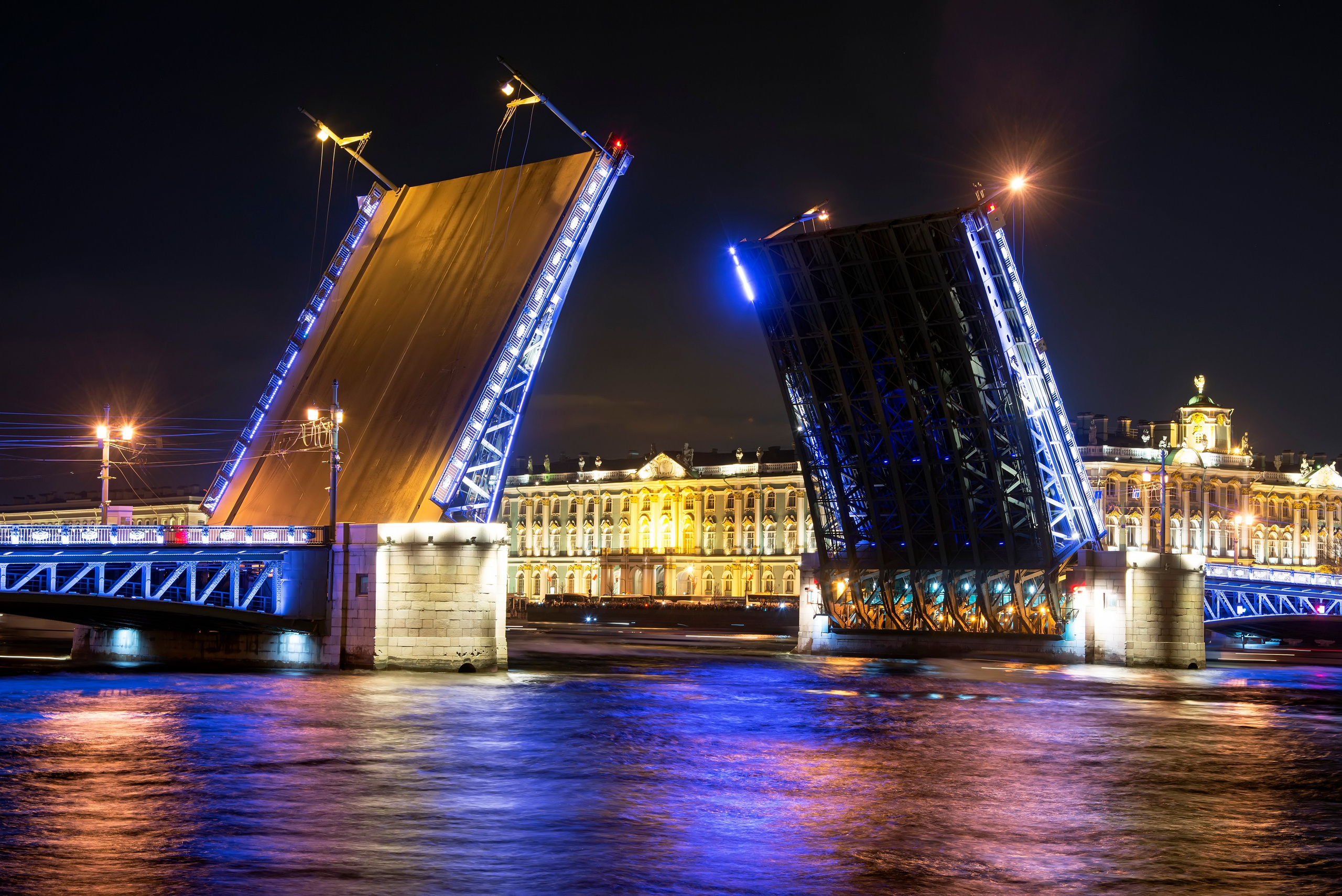 Архитектурная фотография и городской пейзаж. От прошлого к будущему авиации через фотографию
