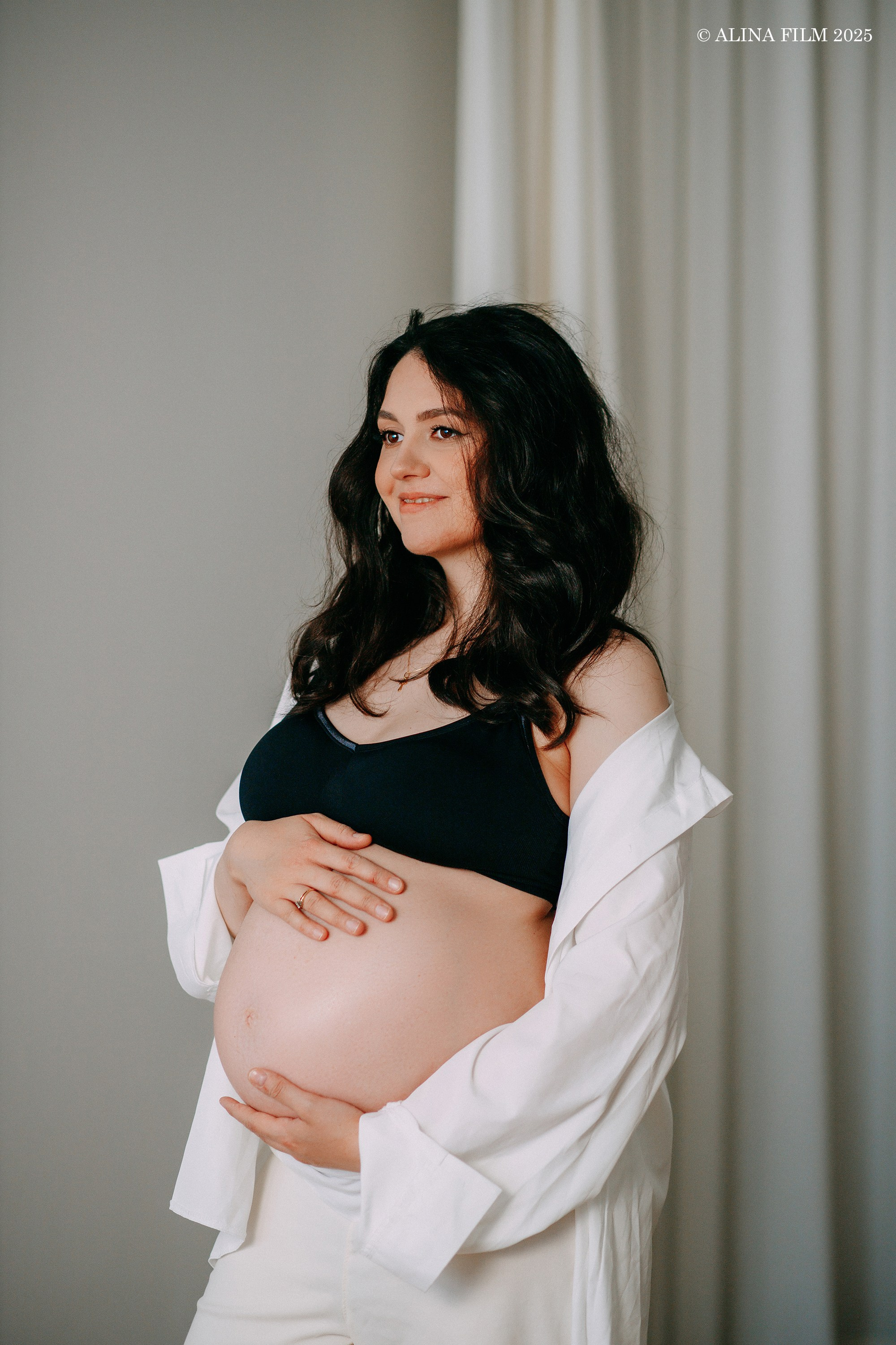 Фотосессия беременности в стиле минимализма. Фотограф в Санкт-Петербурге Alina Film