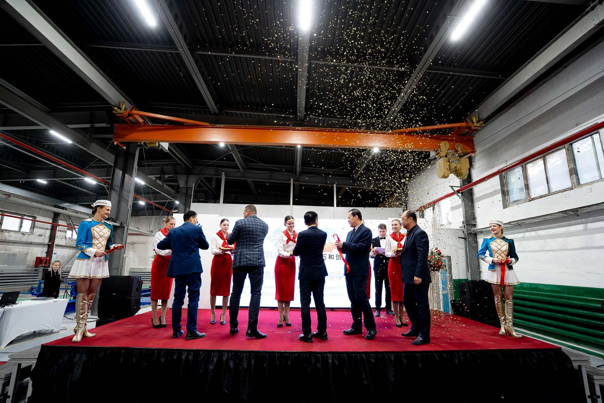 Открытие сервисного центра HILONG. Сергей Кошкин. Репортажная и ивент-фотография в Сургуте