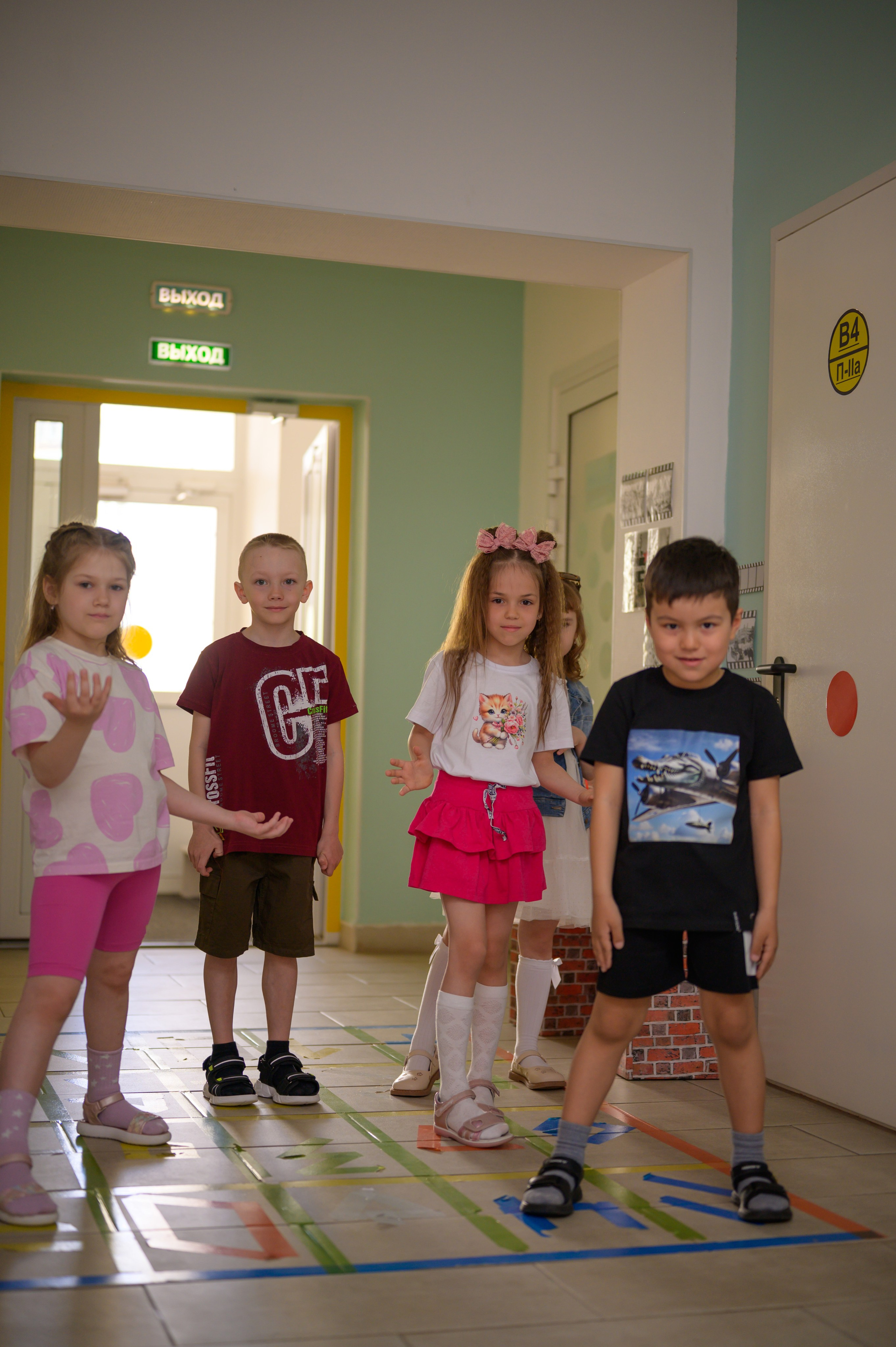 Д/с№ 3к3 группа «Фантазёры» (индивидуальный дизайн) + рисунки детей. Фотограф новорожденных, семейный детский в Тюмени Татьяна Морозова