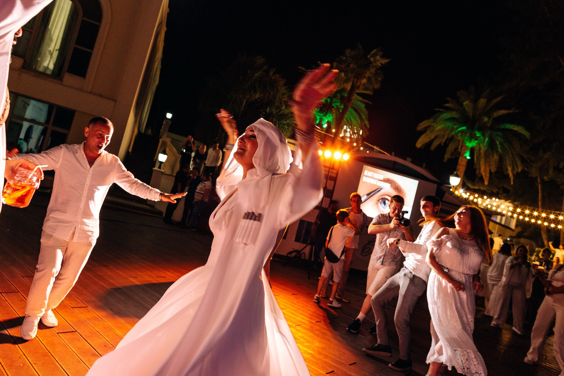 White party в Castello Mare. Фотограф Батуми | Lera Rawlick