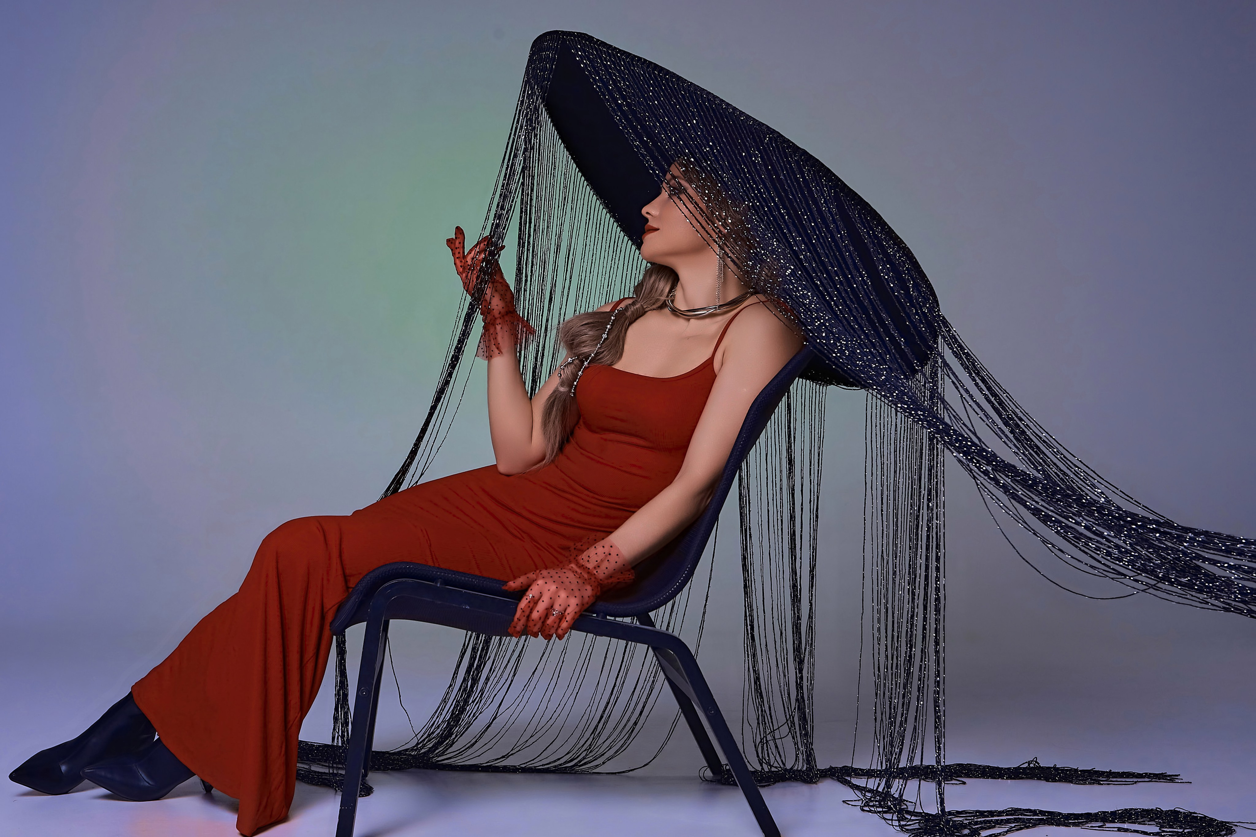 Портретная студийная фотосессия в шикарной шляпе. Семейный и свадебный фотограф в Краснодаре Михеева Светлана