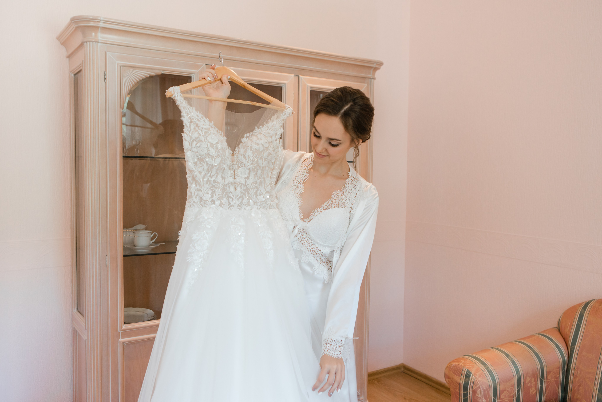 Свадебная фотосъемка Михаила и Ольги. День нашей свадьбы. Видеосъемка и фотосъемка свадеб. Фотограф и оператор на свадьбу. Видеосъемка подкастов, собственная видео-фотостудии. Предметная фотосъемка