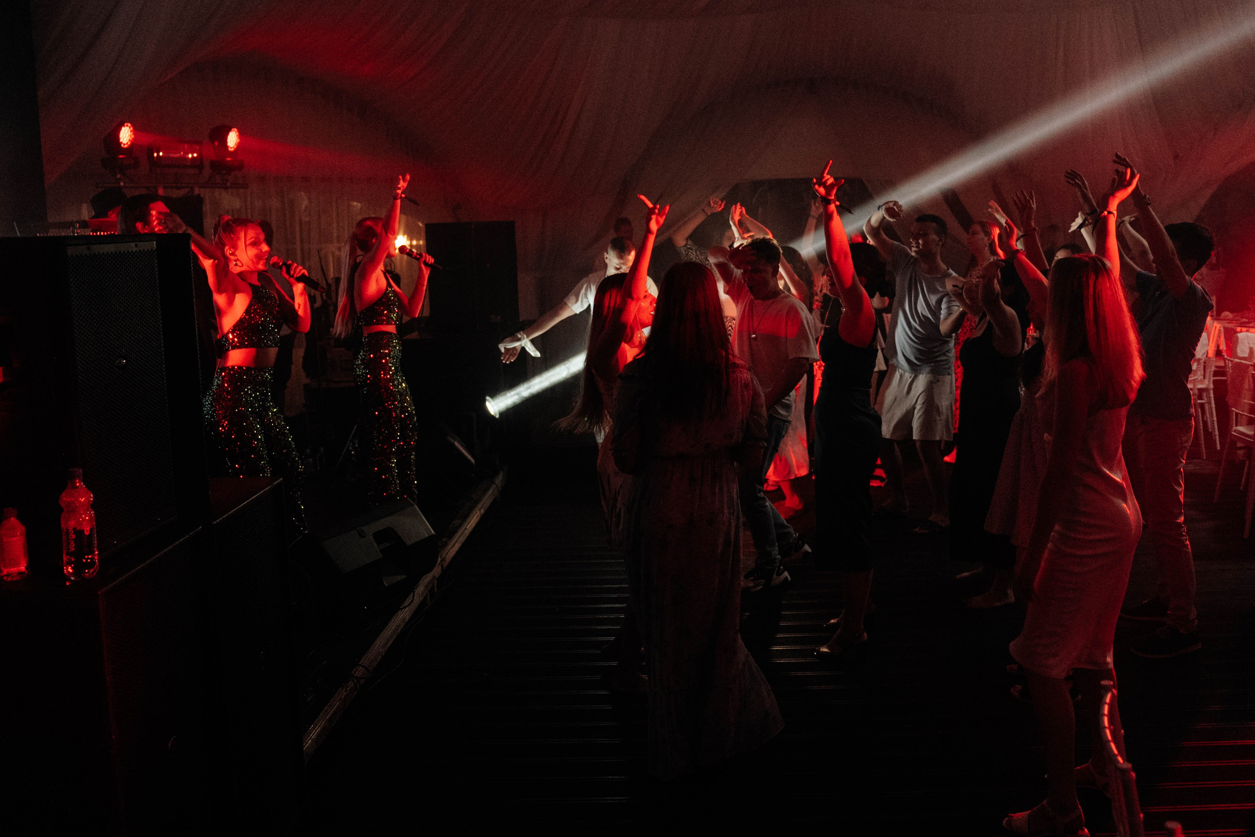 Бери заряд. Свадебный фотограф Москва Александра Аверкова