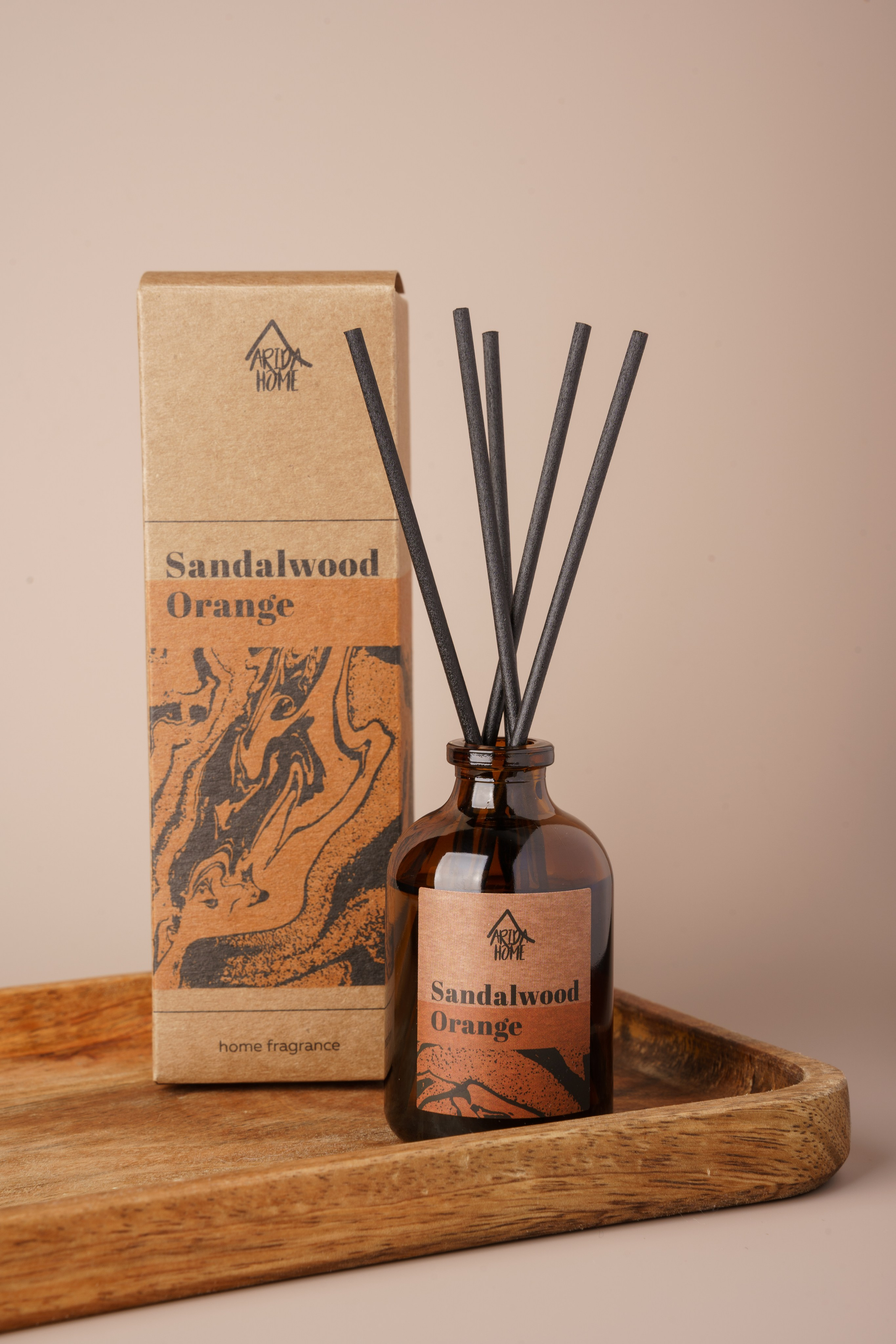 Съёмка аромадиффузора для животных для маркетплейса ozon и wildberries, и для социальных сетей. Предметный фотограф Санкт-Петербург