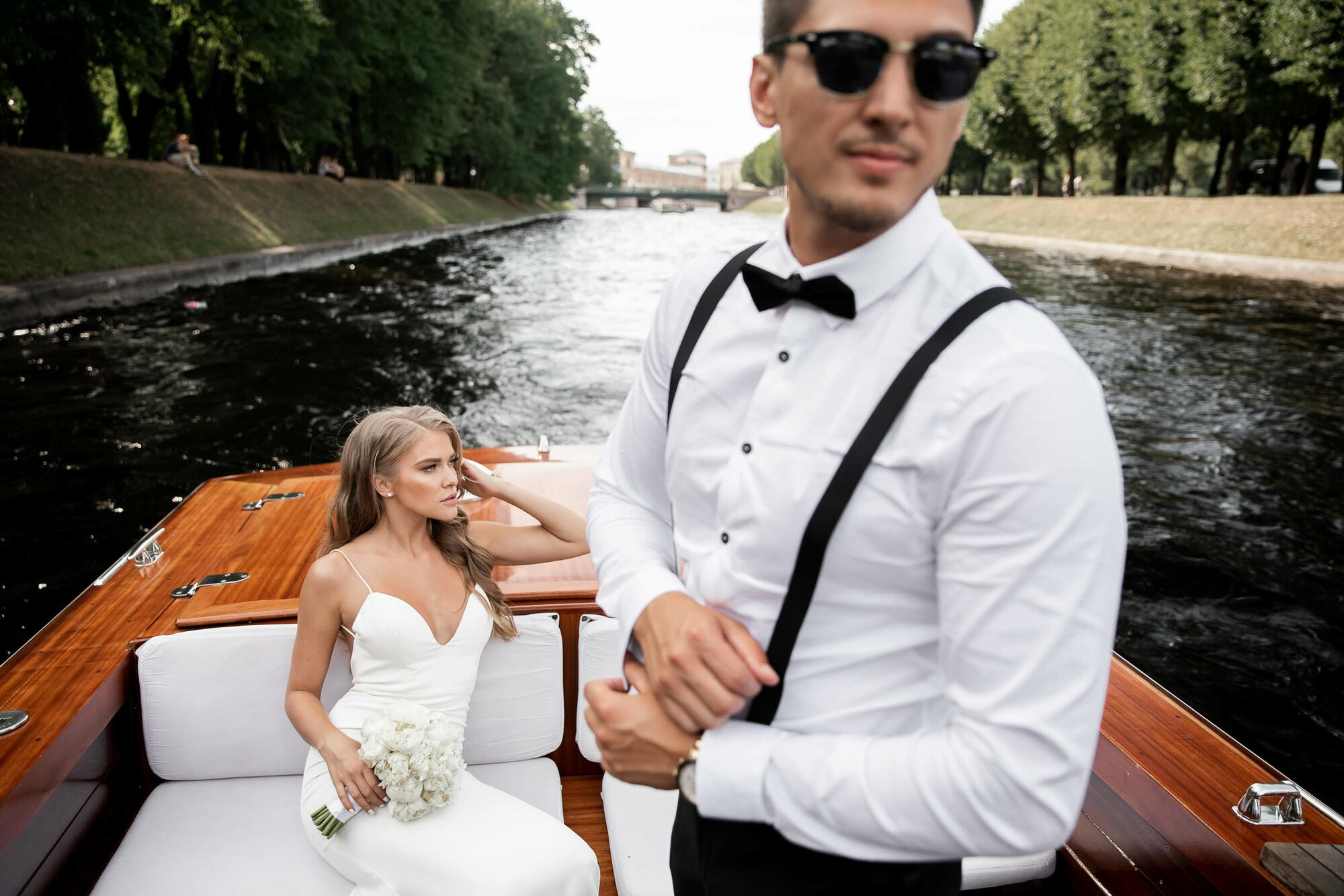 Стильная свадьба со сборами в гостинице Эрмитаж. Свадебный фотограф в Санкт-Петербурге и Москве Андрей Нестеров