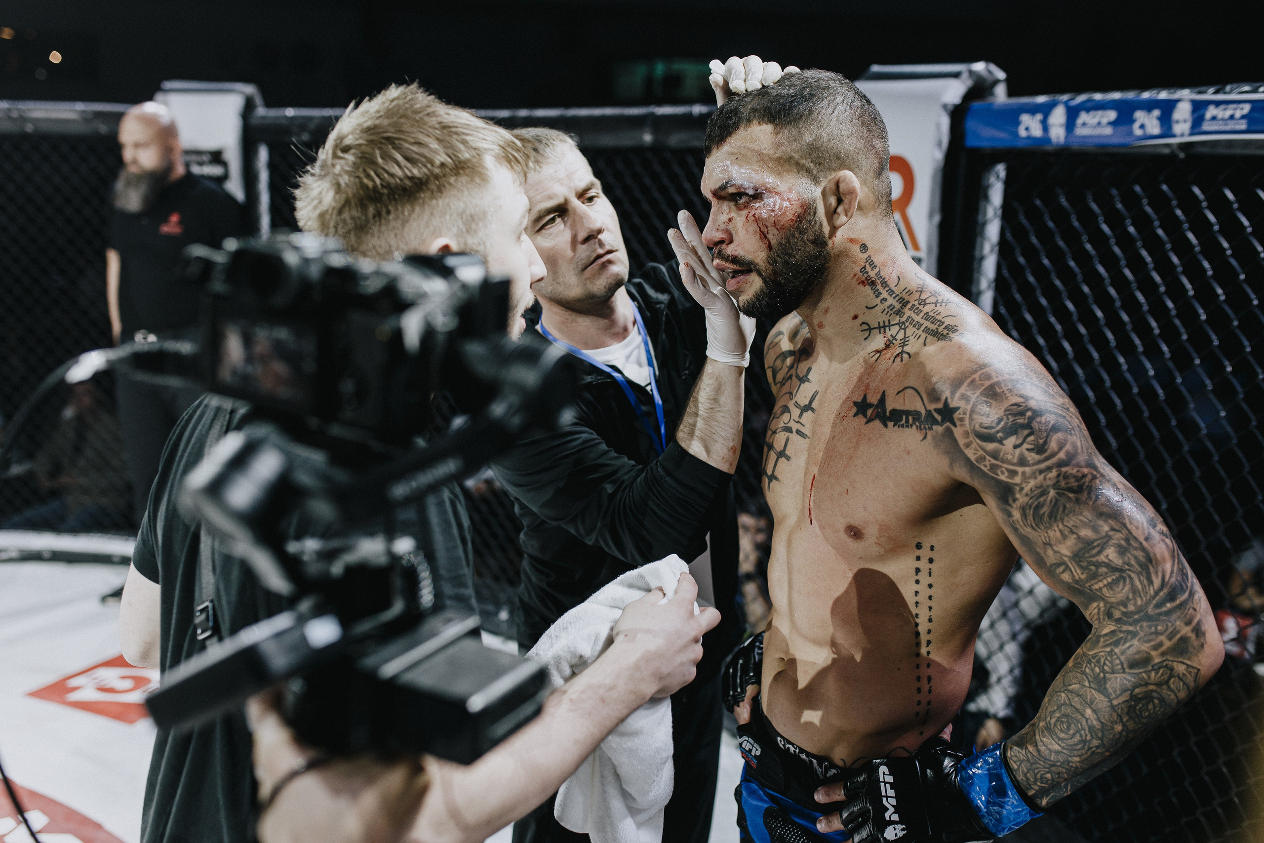 MFP246 МАКСИМ БУТОРИН VS МАРСИО БРЕНО. Фотограф Иркутск Антипин Сергей