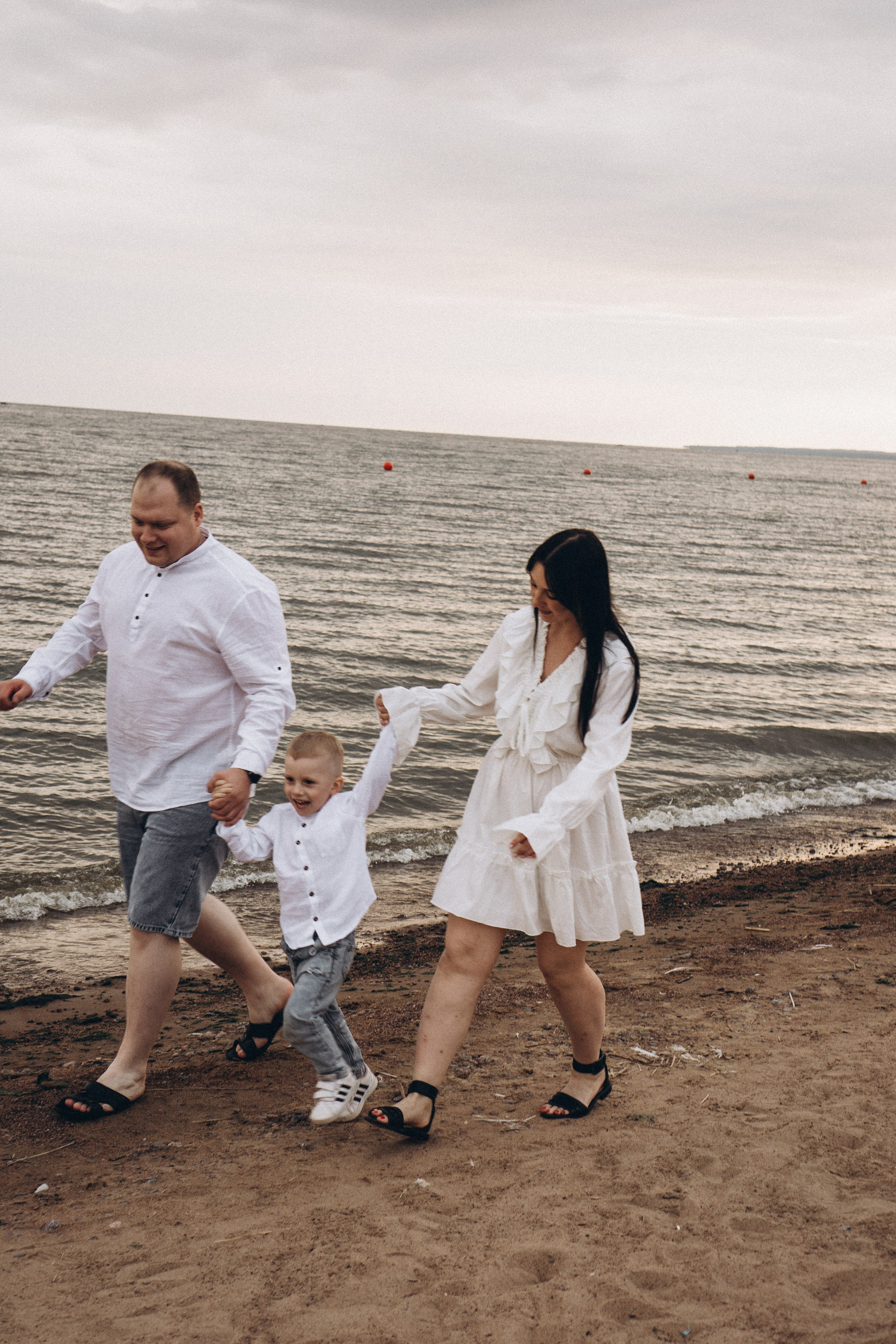 Семейная история на берегу залива. Профессиональный фотограф, Санкт-Петербург — Виктория Богомолова