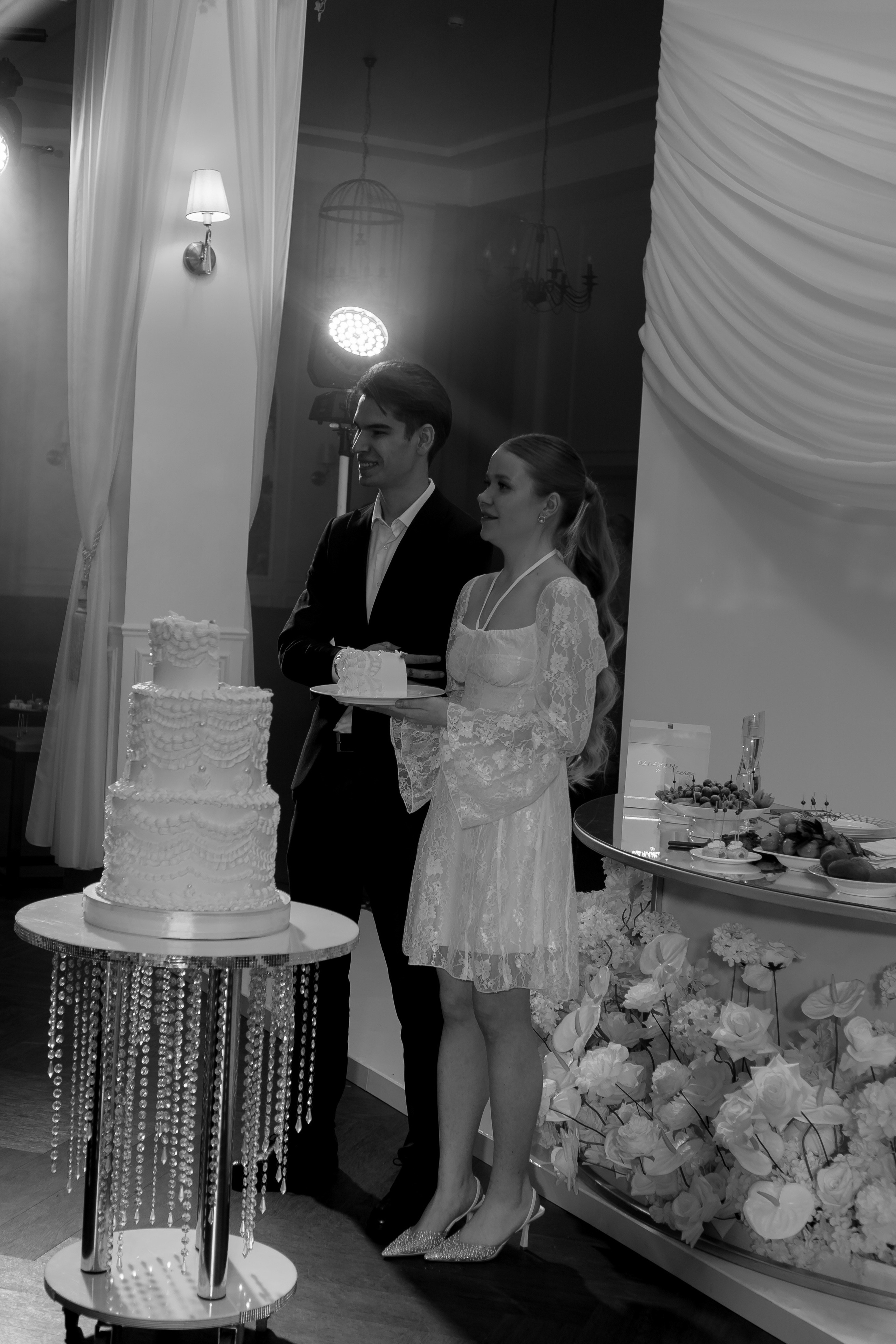 СВАДЕБНАЯ СЬЕМКА СБОРОВ В ОТЕЛЕ И ВЫЕЗД НА ЦЕРЕМОНИЮ (СНЯТО В СИБИРЕ В НИЖНЕВАРТОВСКЕ). Профессиональный фотограф, Санкт-Петербург — Виктория Богомолова