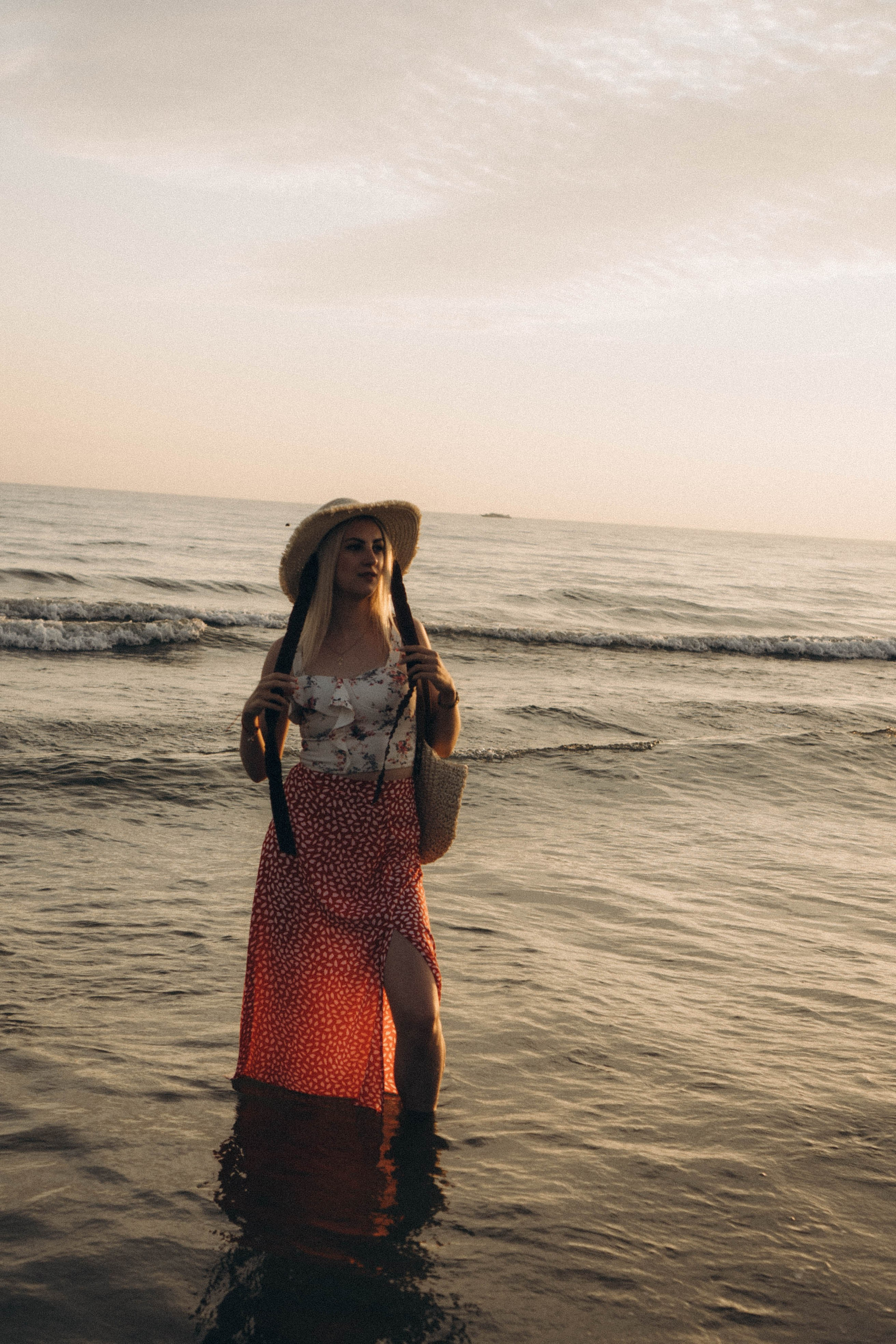 Июльский вечер на берегу черного моря. Профессиональный фотограф, Санкт-Петербург — Виктория Богомолова